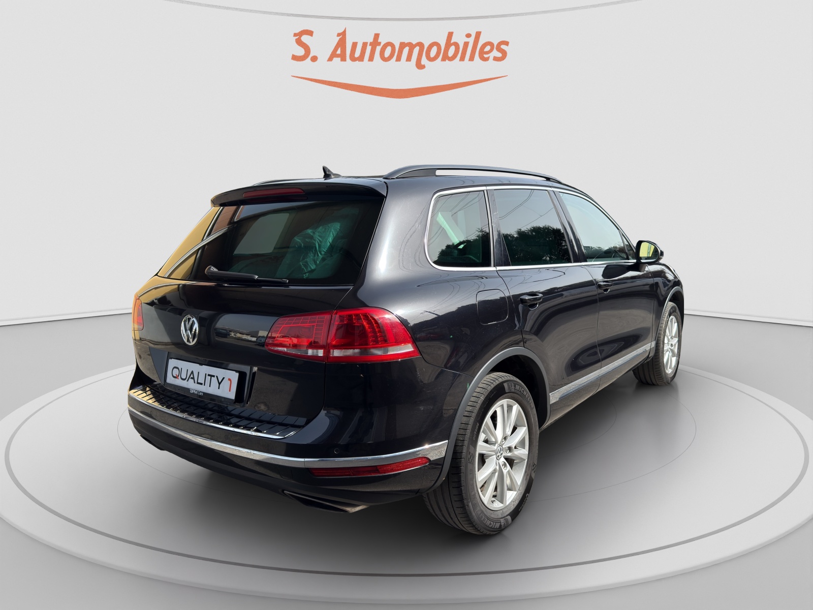 VW Touareg 3.0 TDI R-Line BlueMotion Technology Tiptronic-image-8