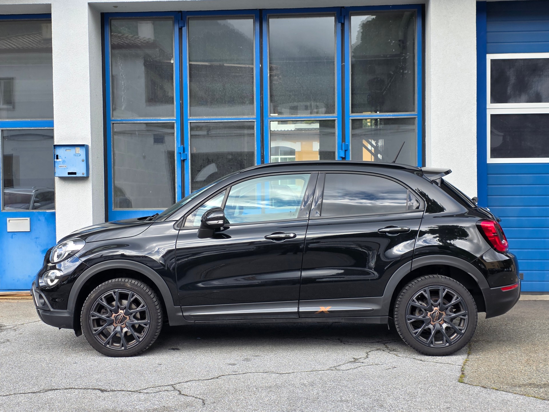 FIAT 500X 2.0MJ Sport 4x4 Automatic-showroom-element-2