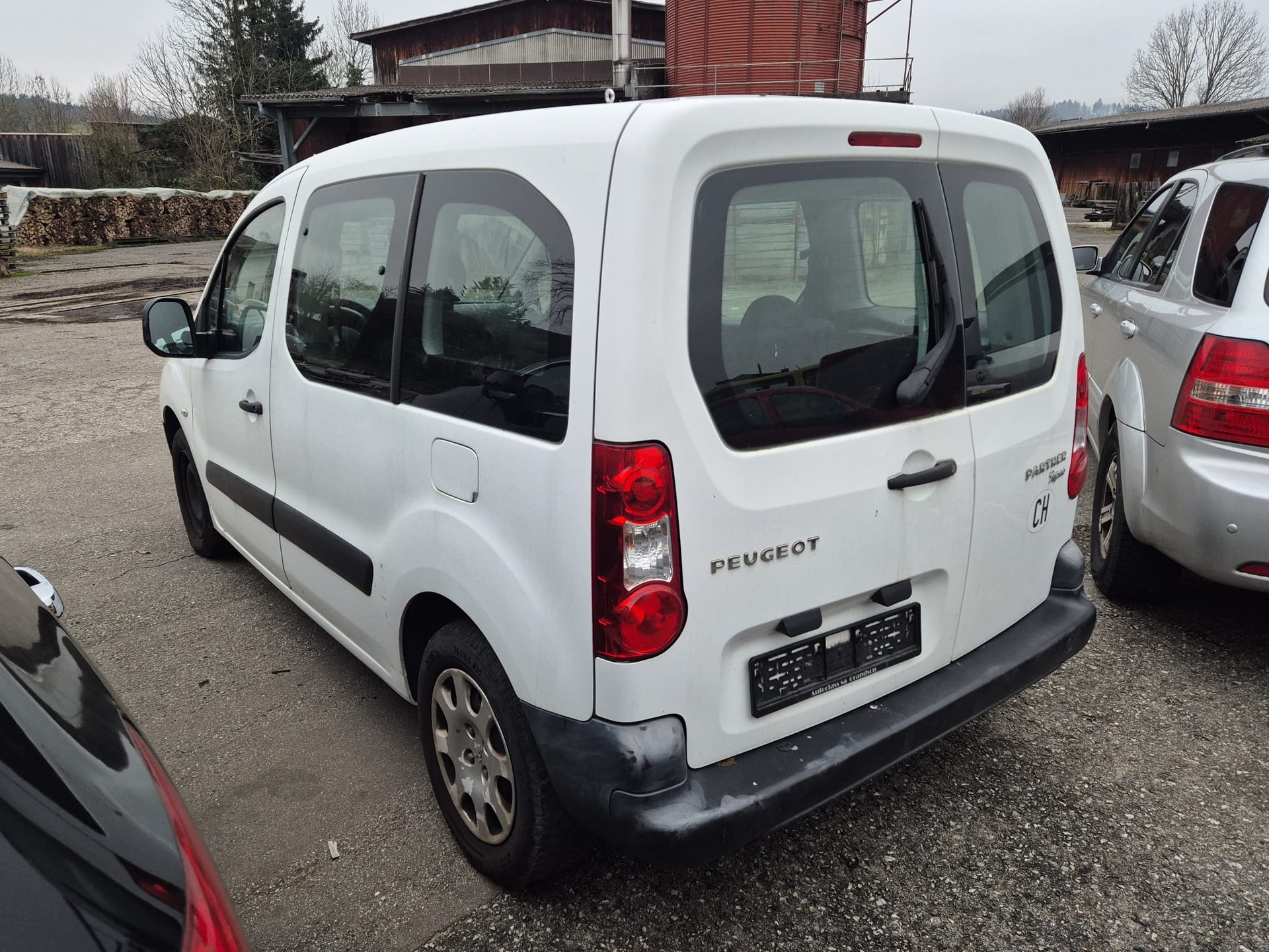 PEUGEOT Partner 1.6 Urban-image-3