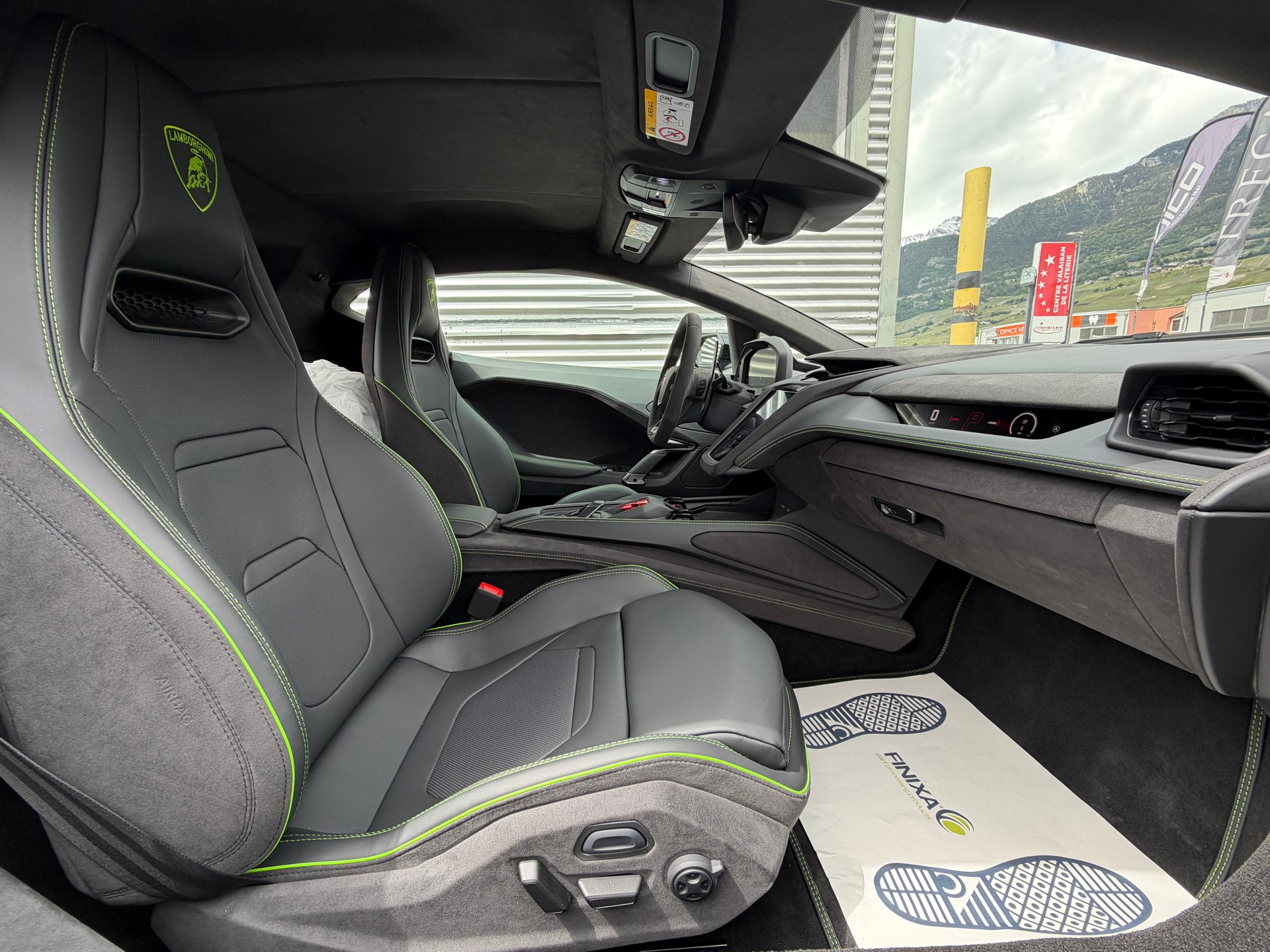 LAMBORGHINI TEMERARIO-image-9