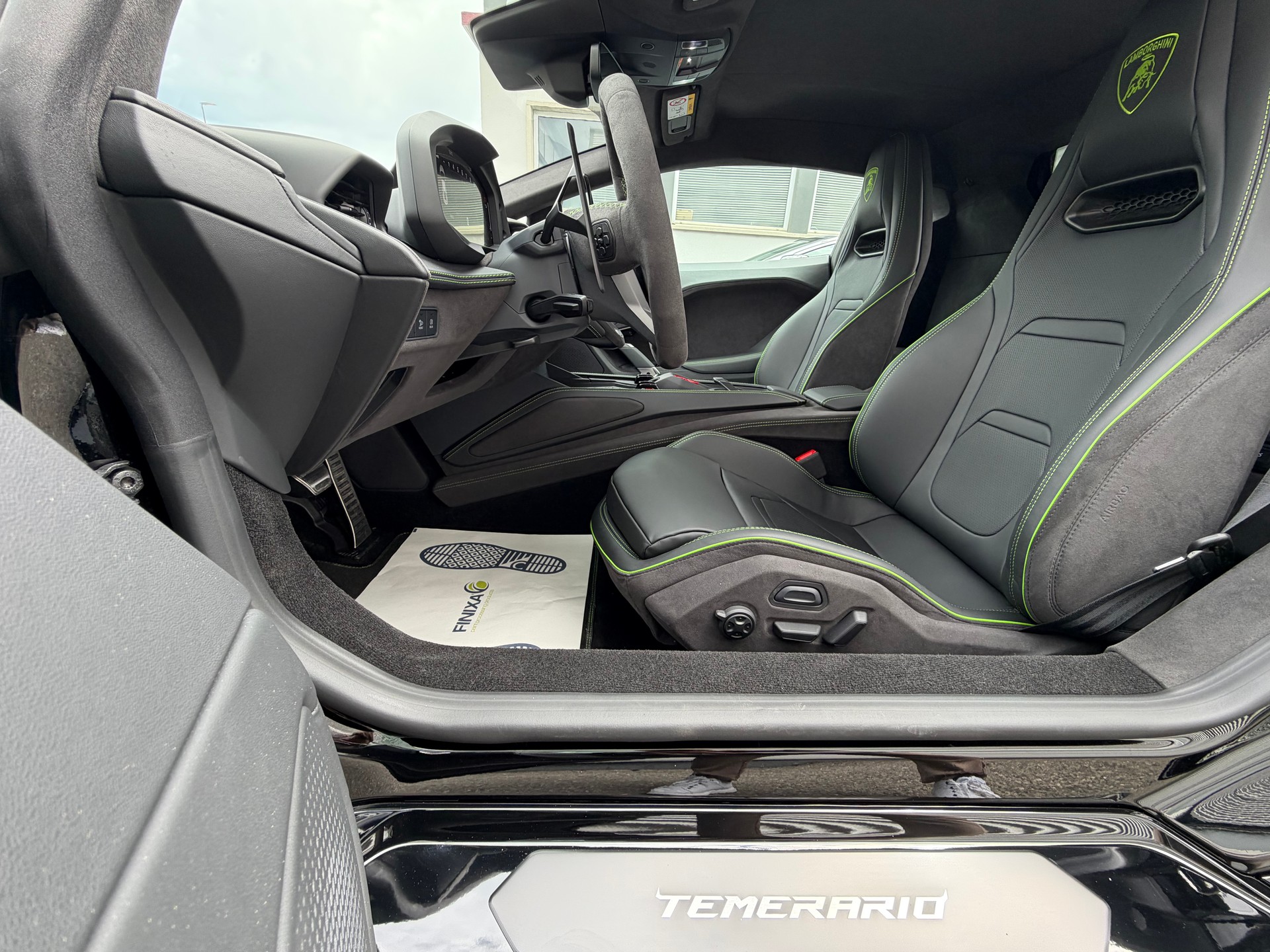 LAMBORGHINI TEMERARIO-image-8