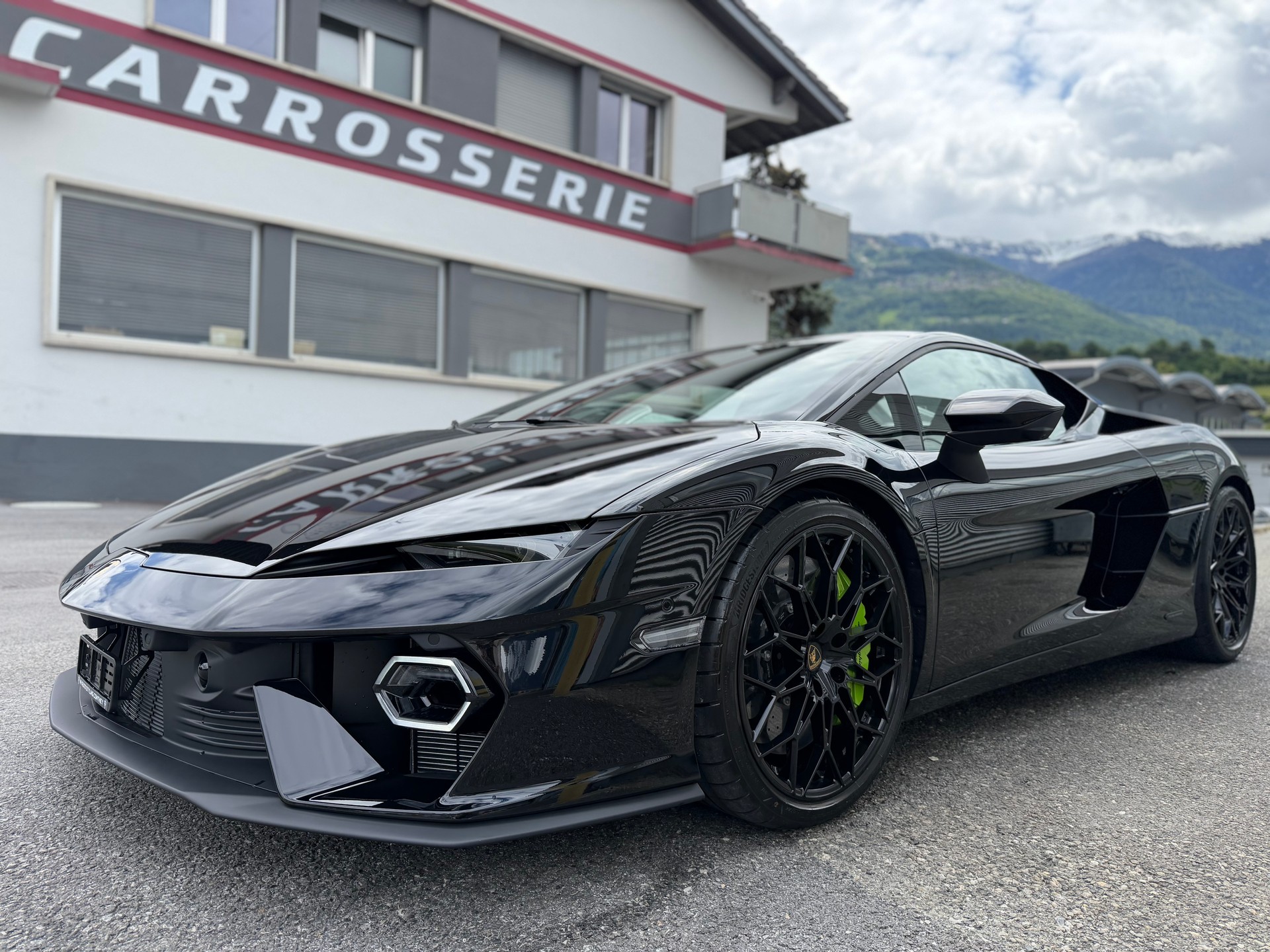 LAMBORGHINI TEMERARIO