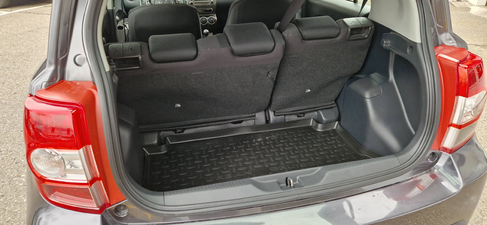 TOYOTA Urban Cruiser 1.33 VVT-i Linea Luna-image-12