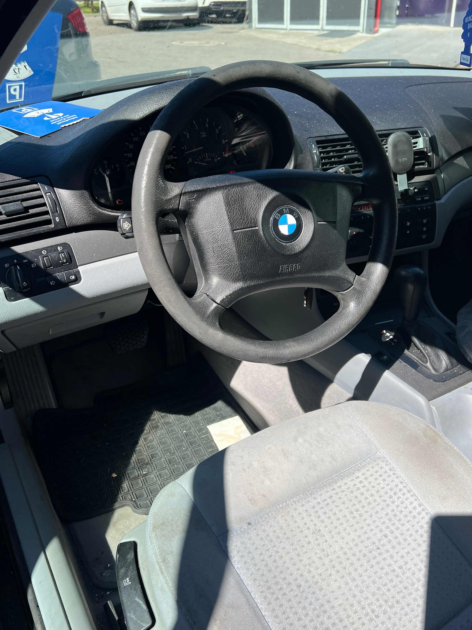 BMW 316i Advantage-image-3