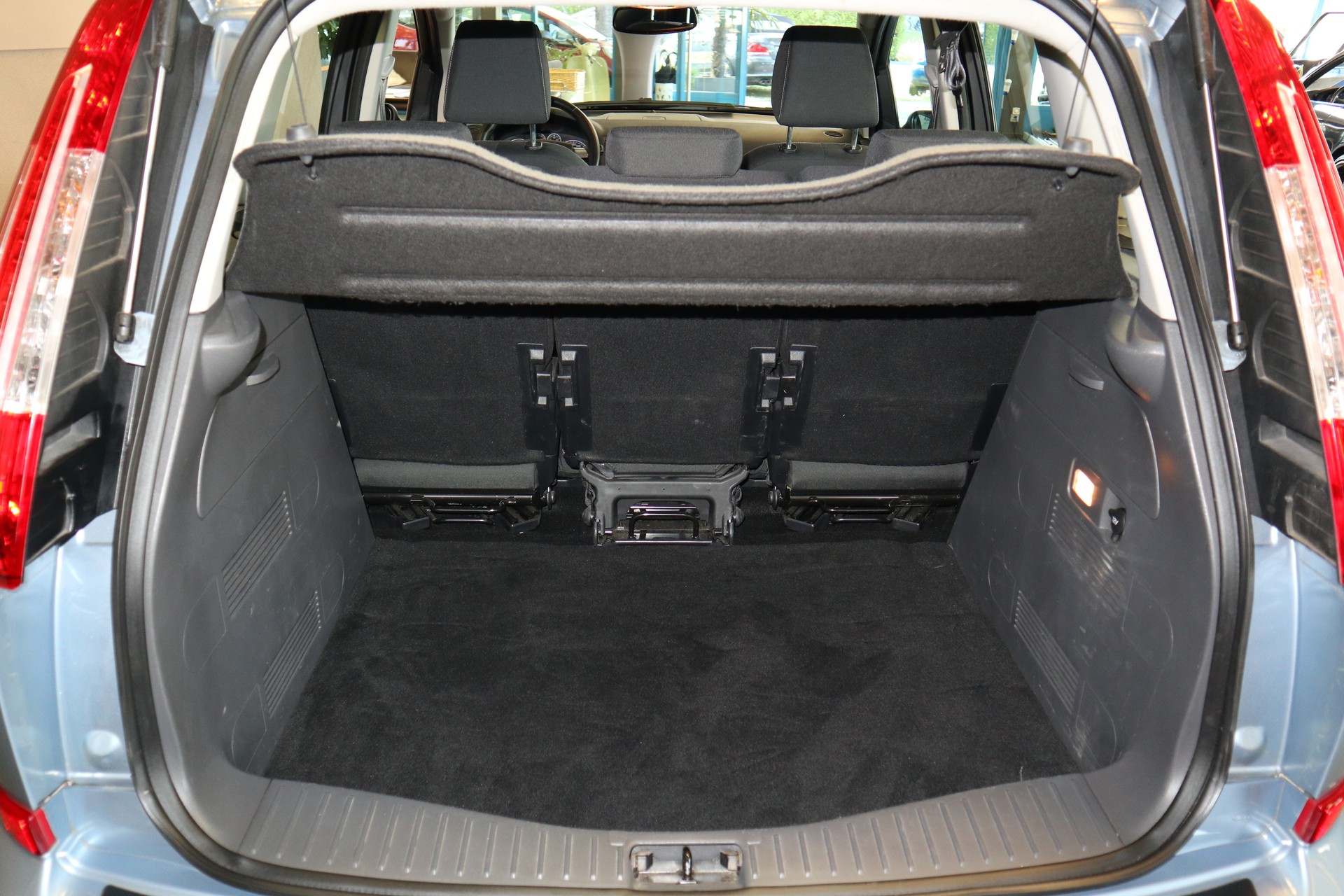 FORD C-Max 2.0 16V Titanium Automatic-image-9