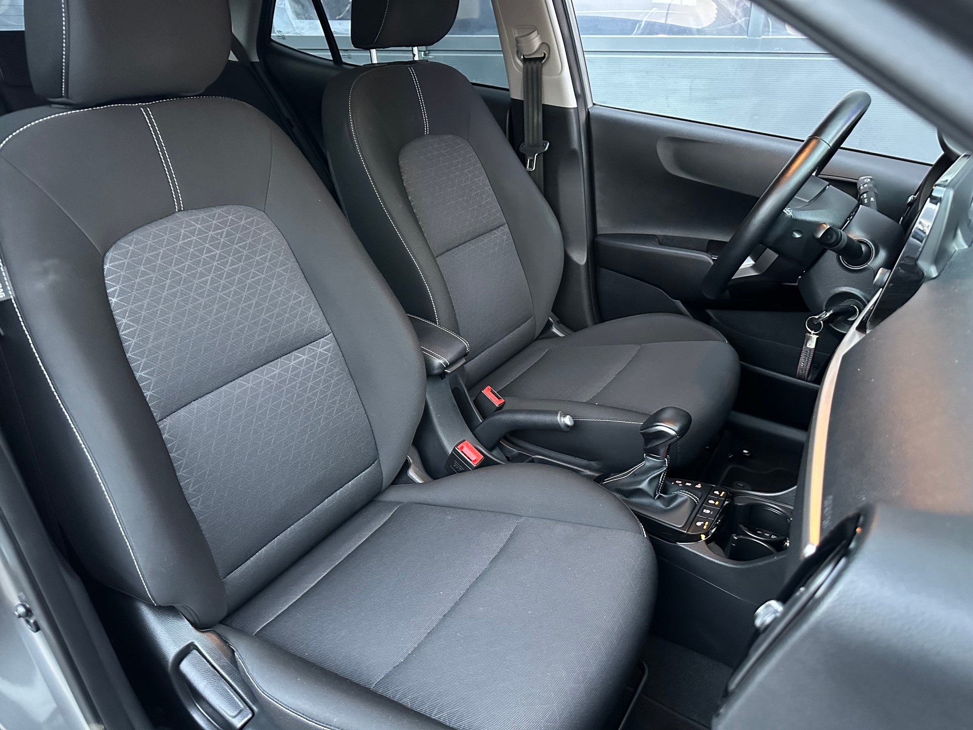 KIA Picanto 1.0 CVVT First Edition AMT-image-16