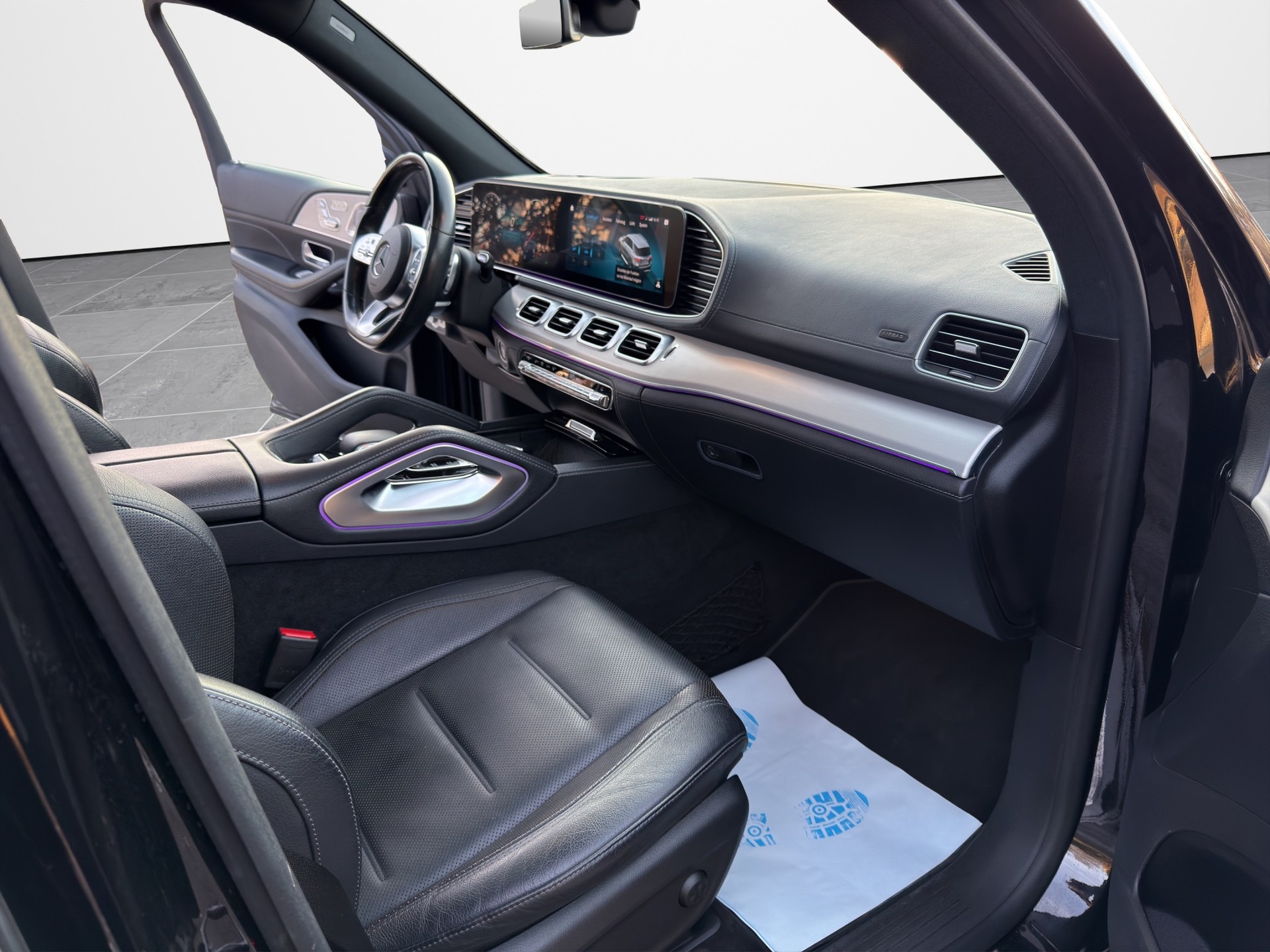 MERCEDES-BENZ GLE 400 d 4Matic AMG Line 9G-Tronic-image-12