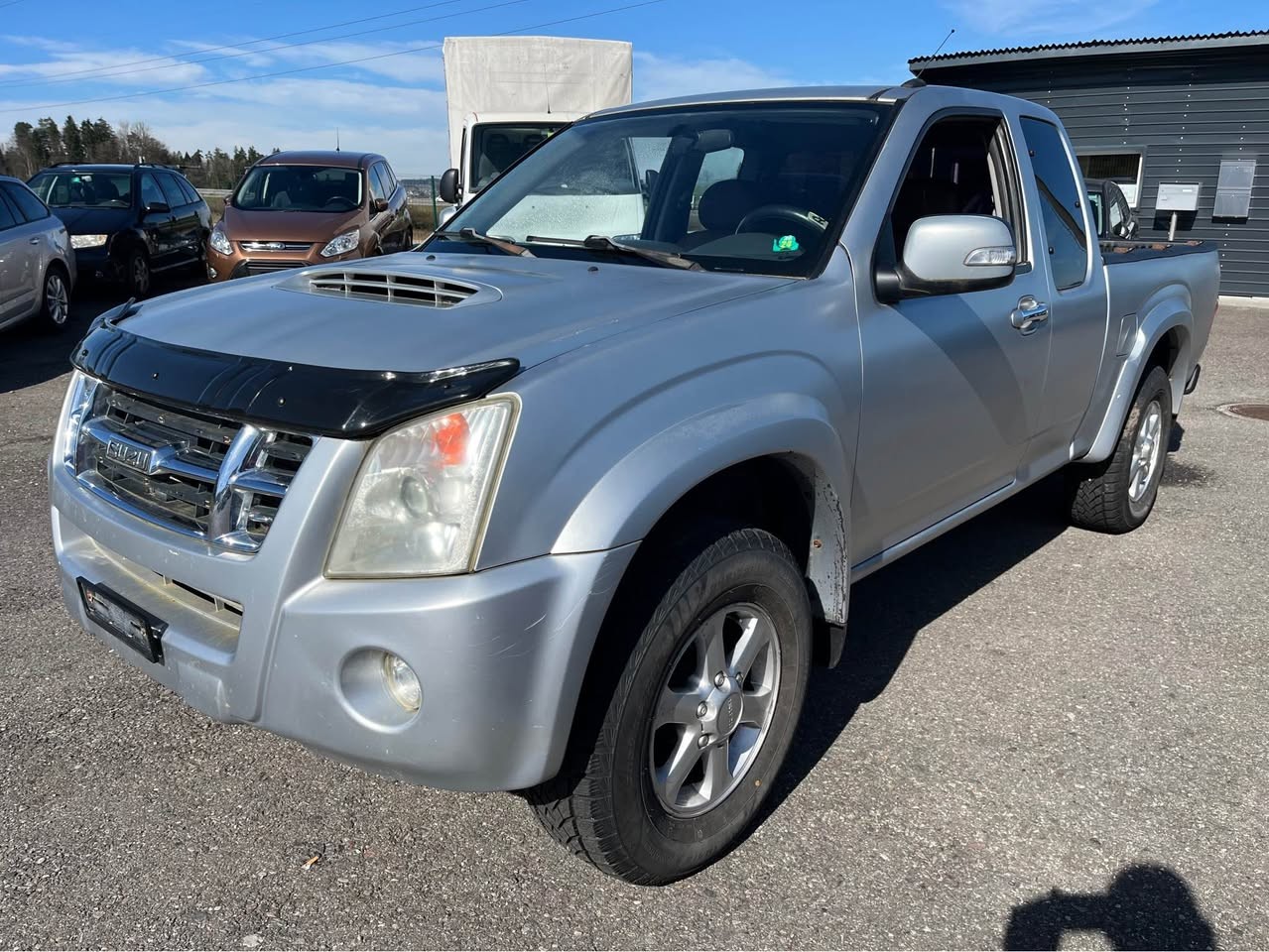 ISUZU D-MAX SpaceCab LS 2.5 4x4-image-3