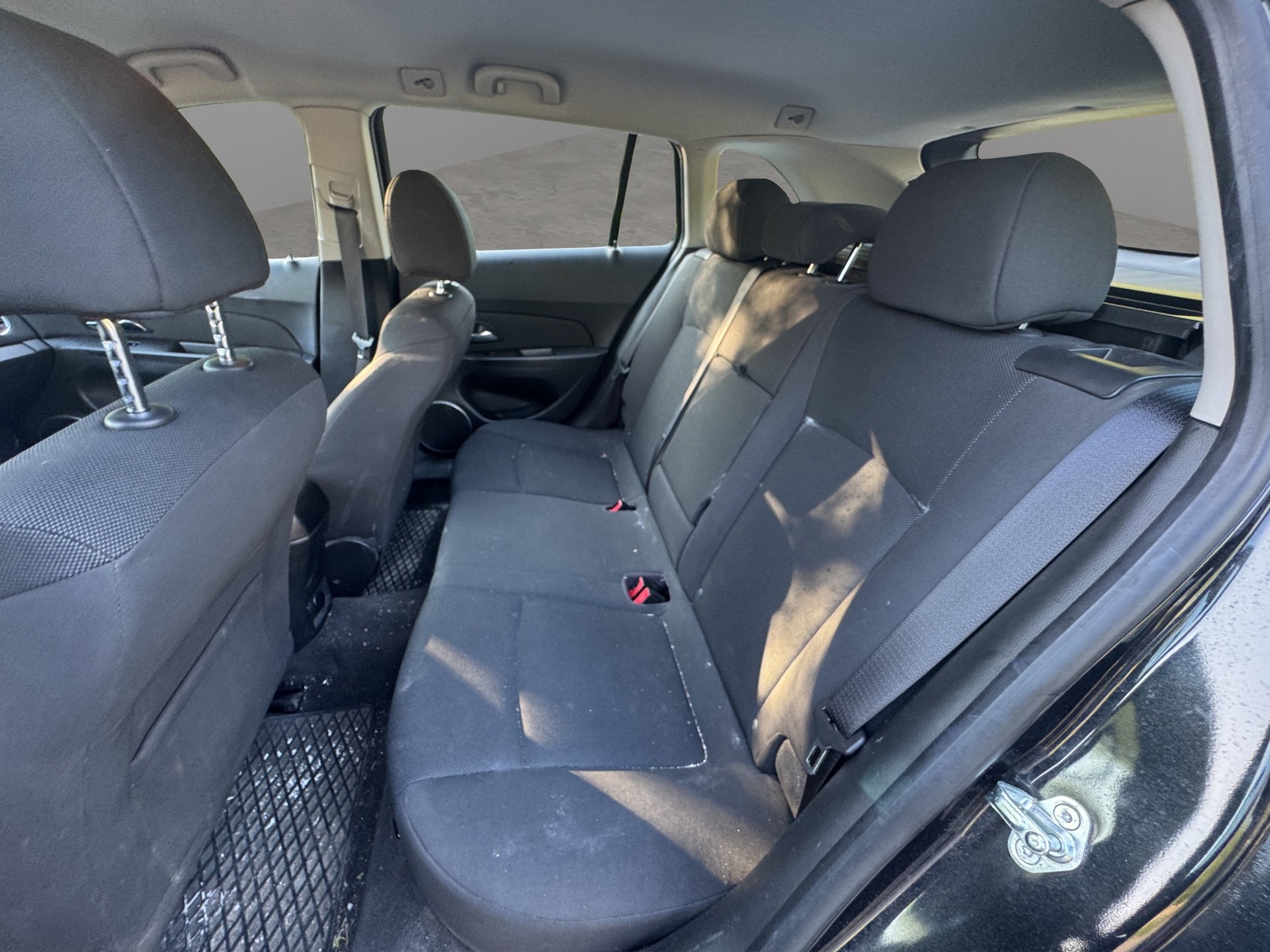 CHEVROLET Cruze 2.0 VCDi LT-image-9