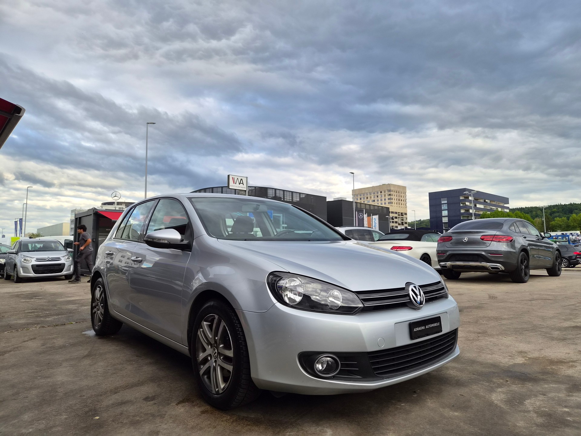 VW Golf 1.4 TSI Trendline DSG-image-8