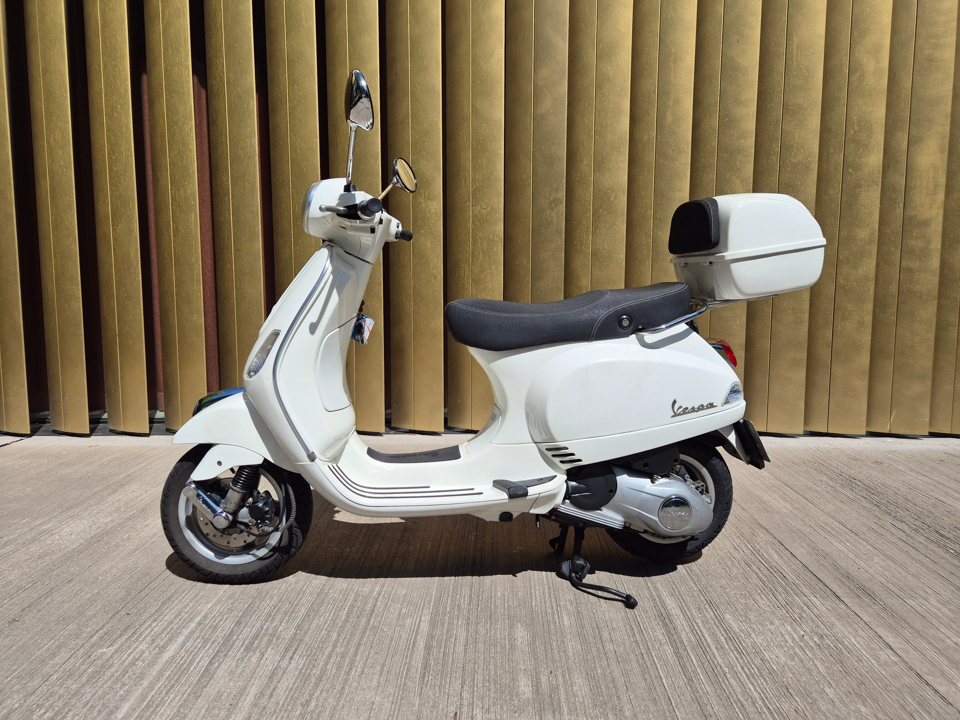 PIAGGIO Vespa LX 125-image-3