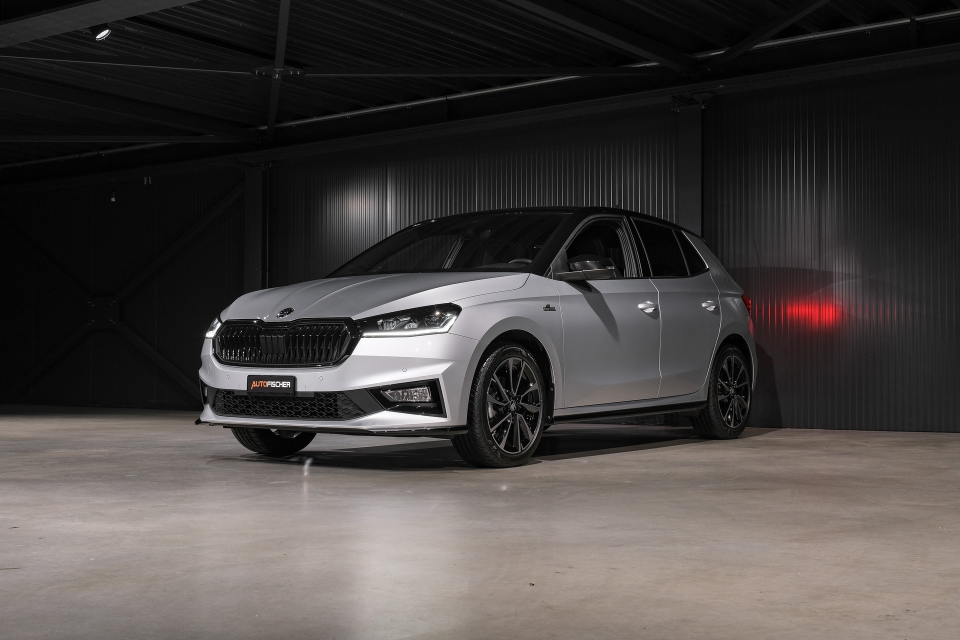 SKODA Fabia 1.0 TSI Monte Carlo DSG-showroom-element-3