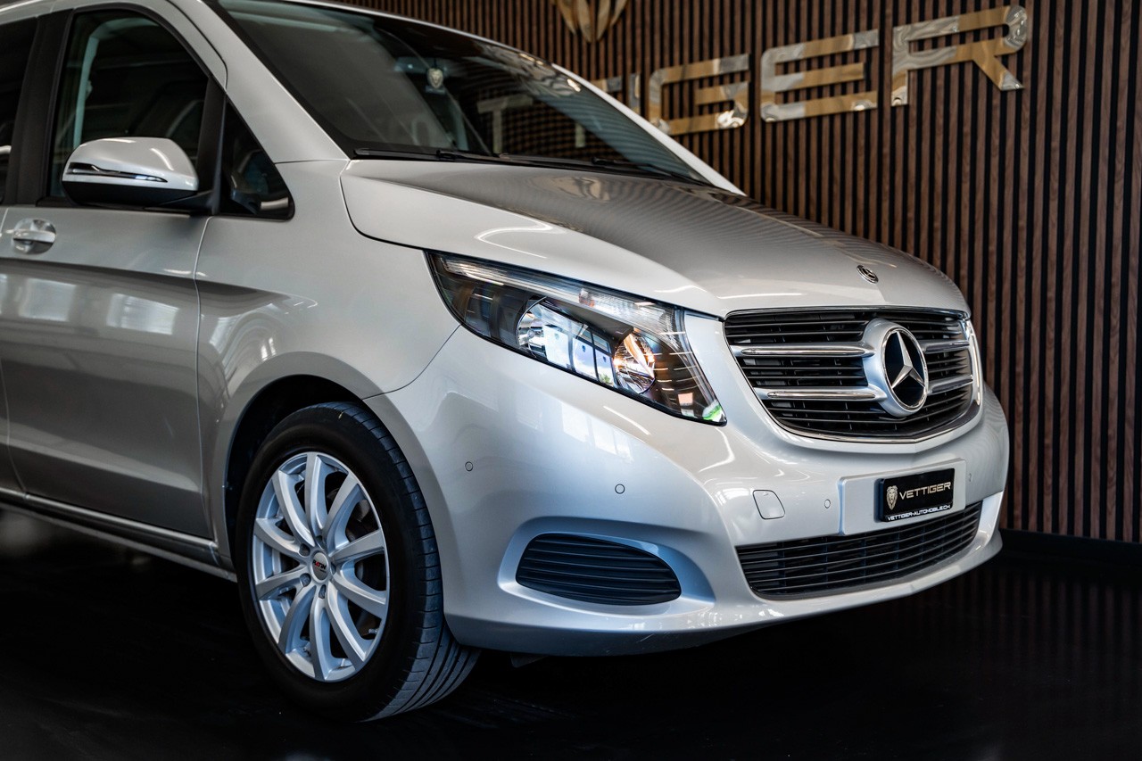 MERCEDES-BENZ V 220 d lang 7G-Tronic-image-10