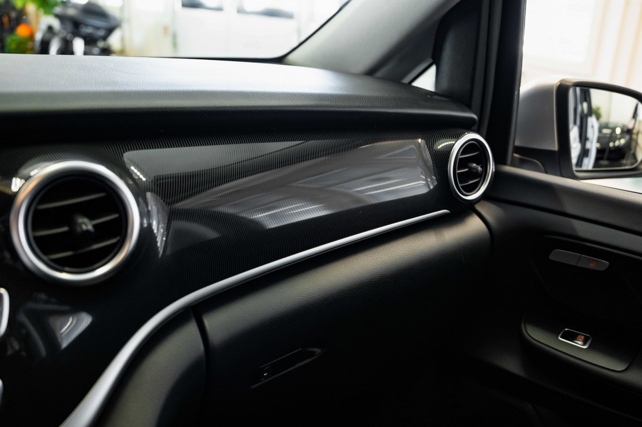 MERCEDES-BENZ V 220 d lang 7G-Tronic-image-30