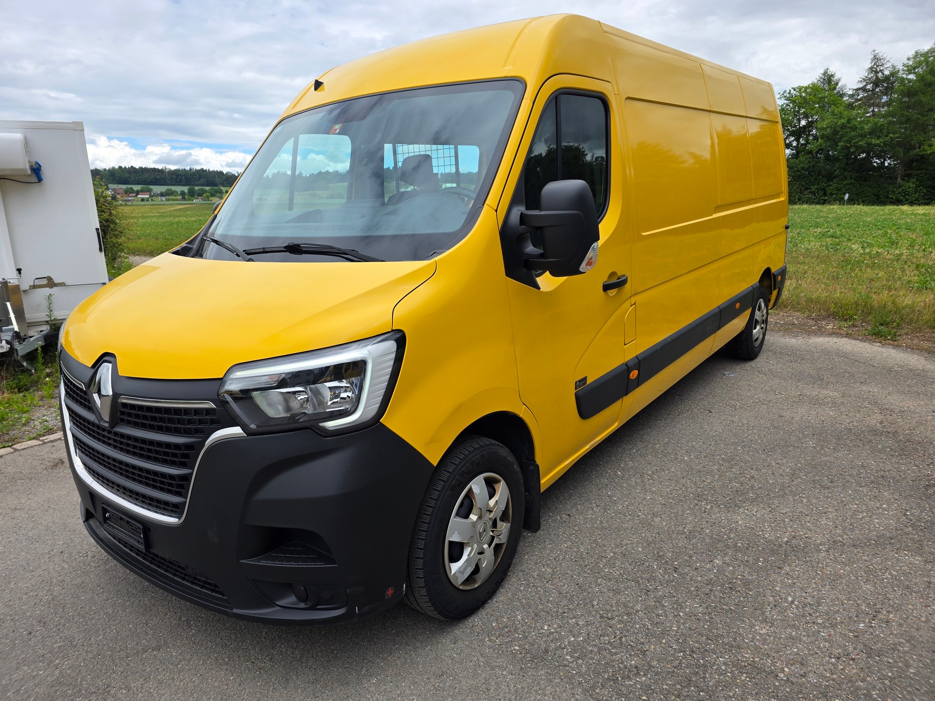 RENAULT Master T35 2.3dCi 135 L3H2-showroom-element-1