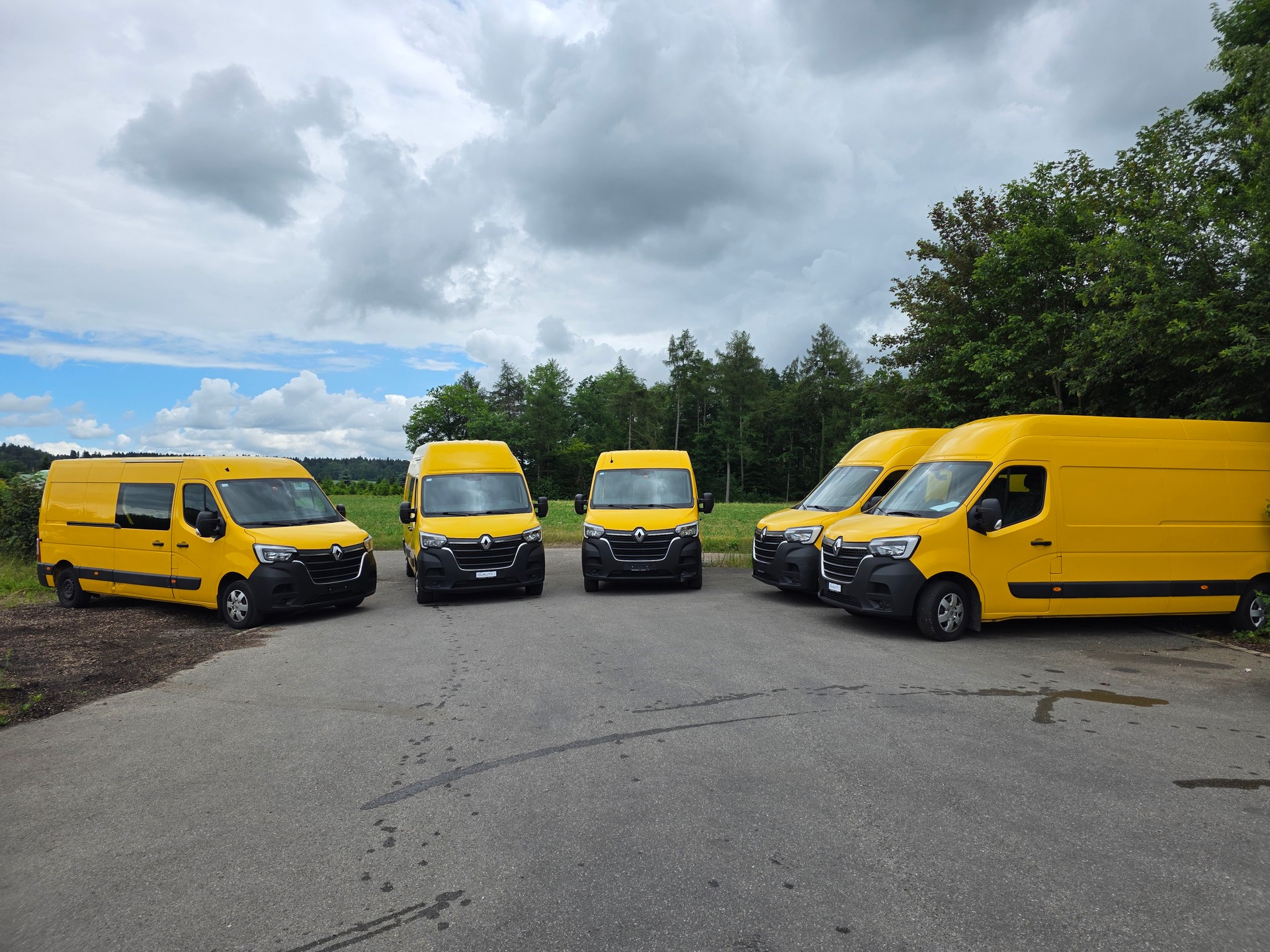 RENAULT Master T35 2.3dCi 135 L3H2-image-11