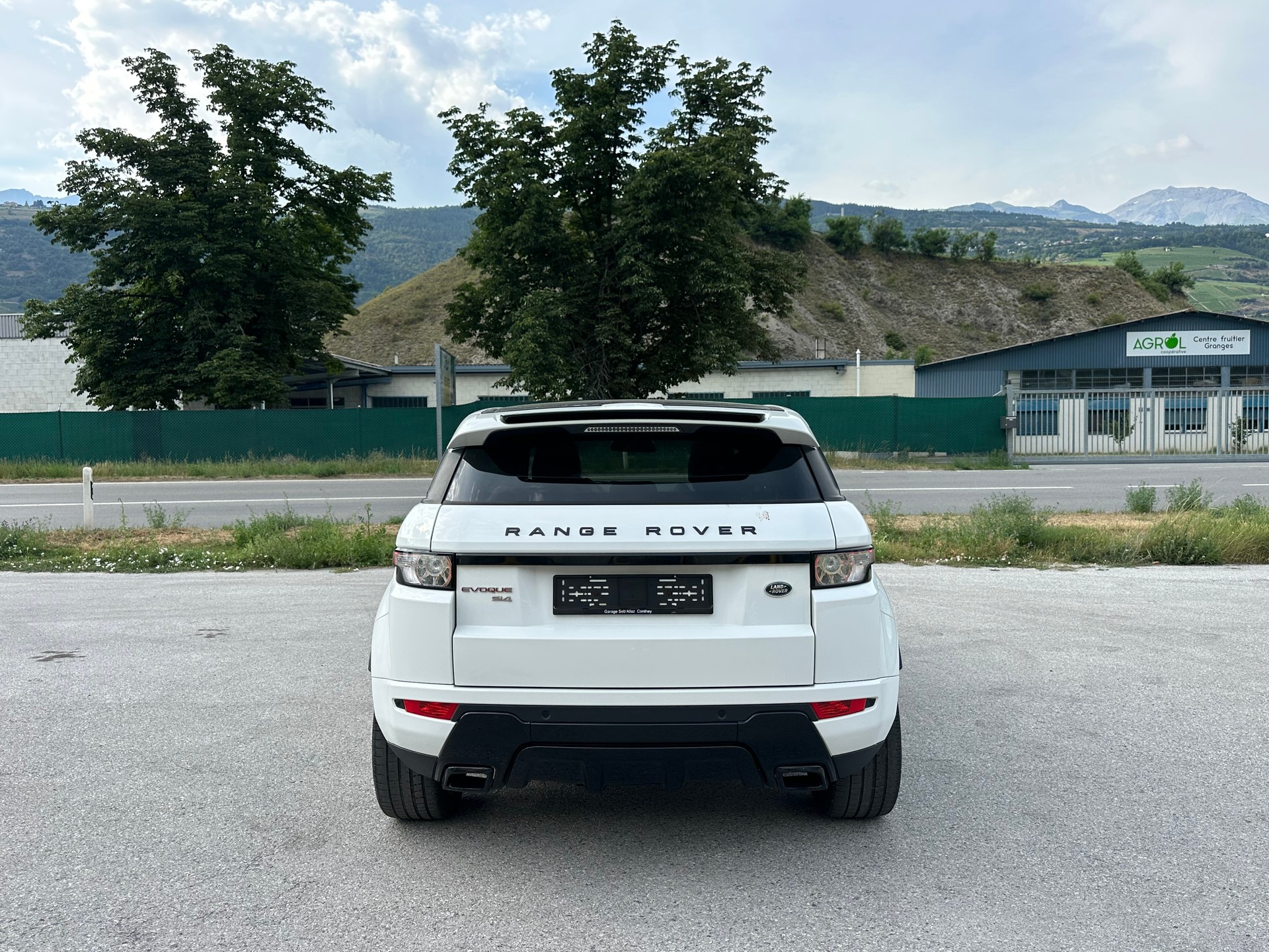 LAND ROVER Range Rover Evoque 2.0 Si4 Dynamic AT9-image-6