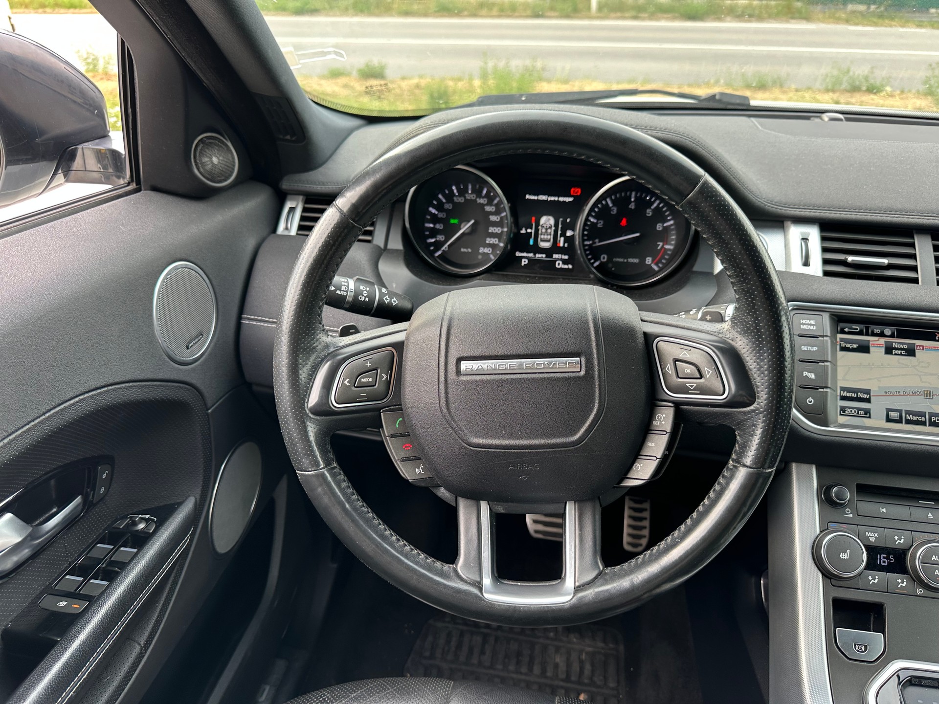 LAND ROVER Range Rover Evoque 2.0 Si4 Dynamic AT9-image-11