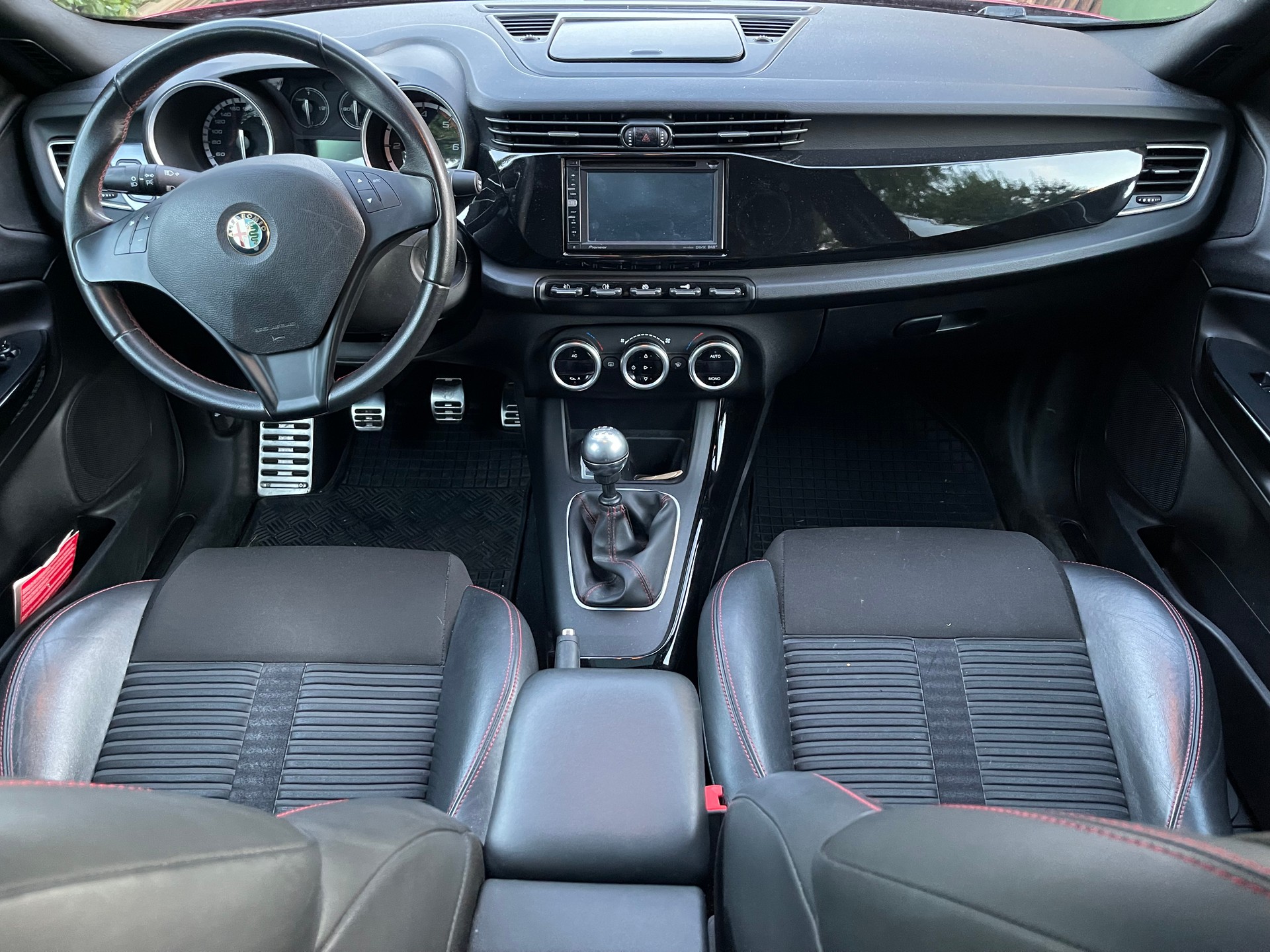 ALFA ROMEO 2.0 JTD 170 Progression-image-4