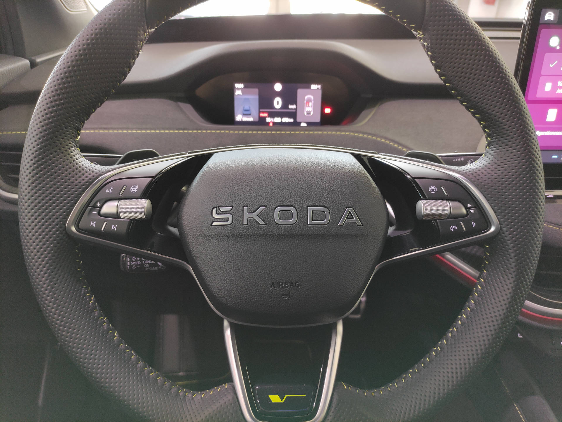 SKODA Elroq RS 4x4 MAXX-image-5