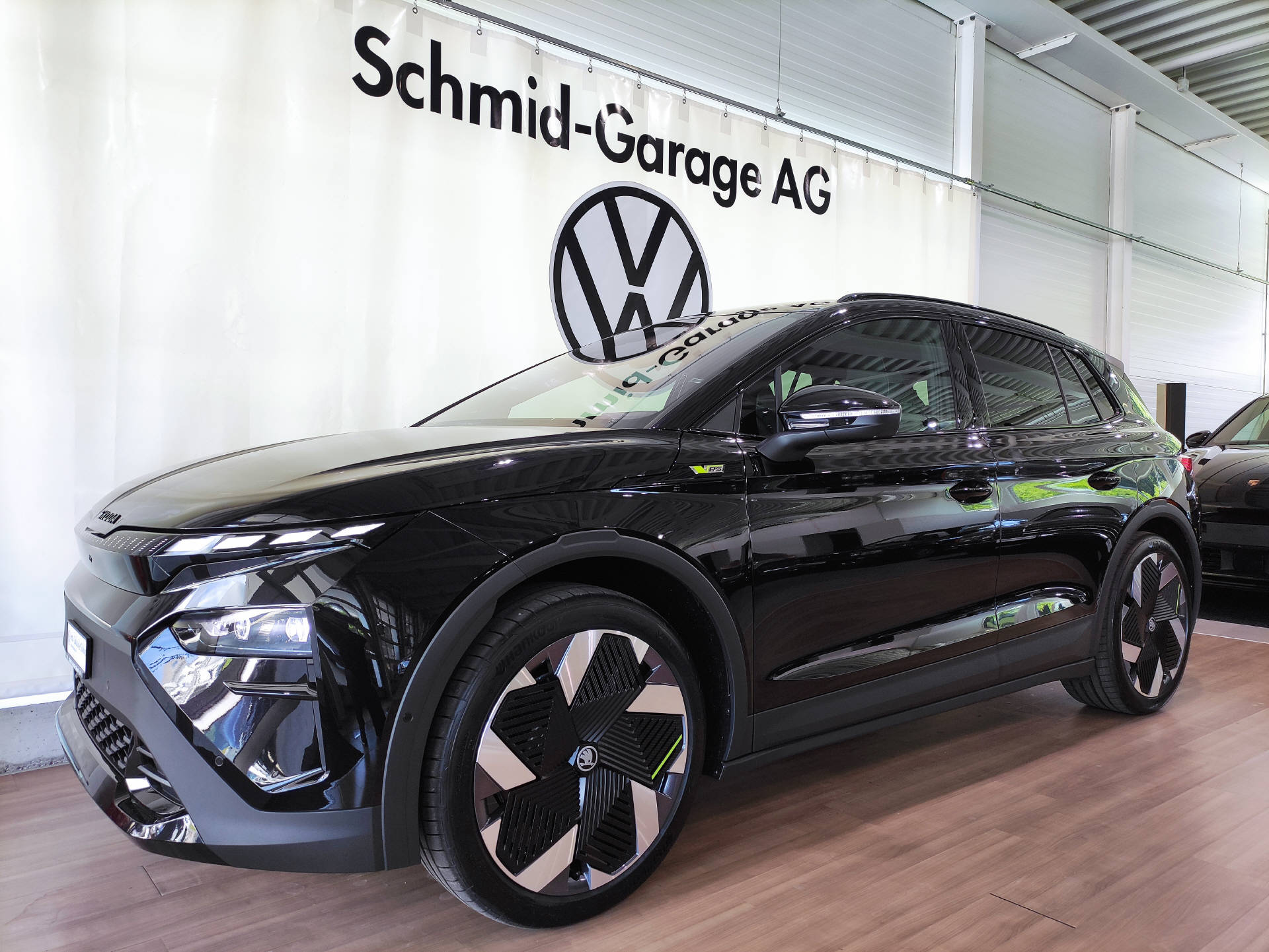 SKODA Elroq RS 4x4 MAXX-showroom-element-1