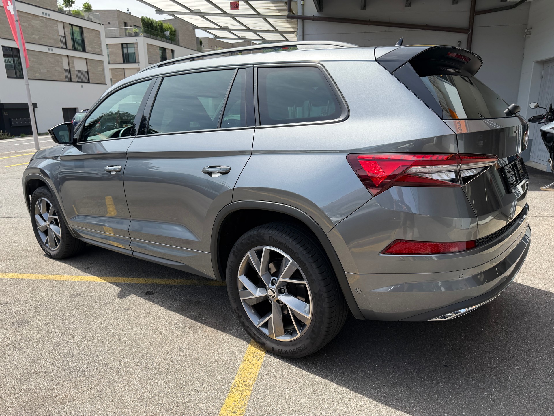 SKODA Kodiaq 2.0 TSI 4x4 SportLine-showroom-element-3