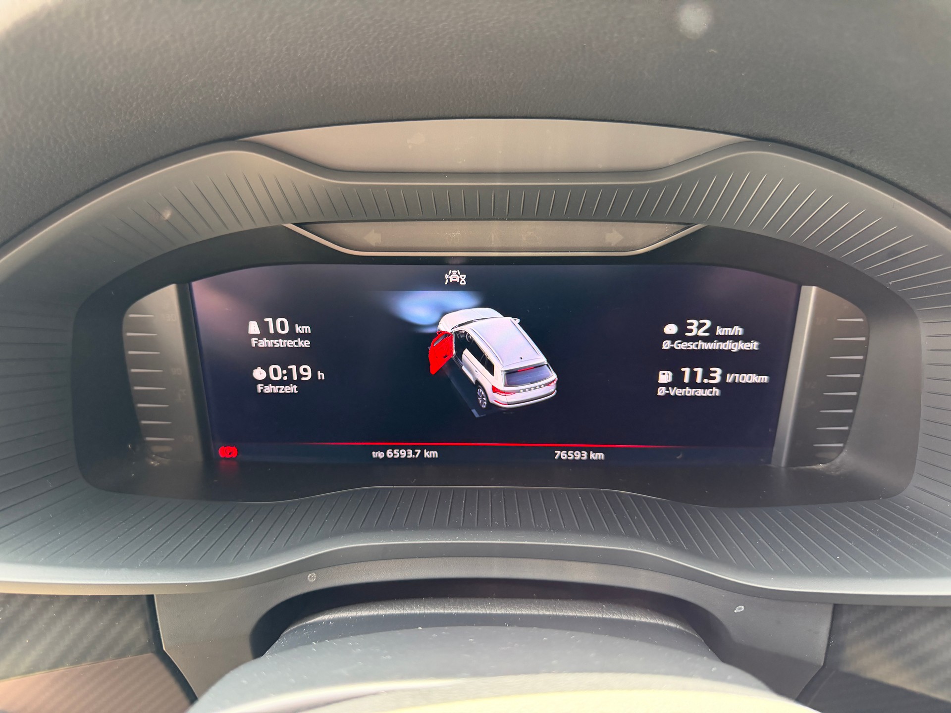 SKODA Kodiaq 2.0 TSI 4x4 SportLine-image-26