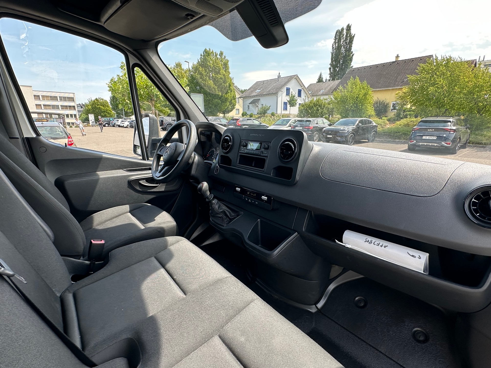 MERCEDES-BENZ Kofferaufbau mit Hebebühne / Anhängerkupplung 3,5t-image-9