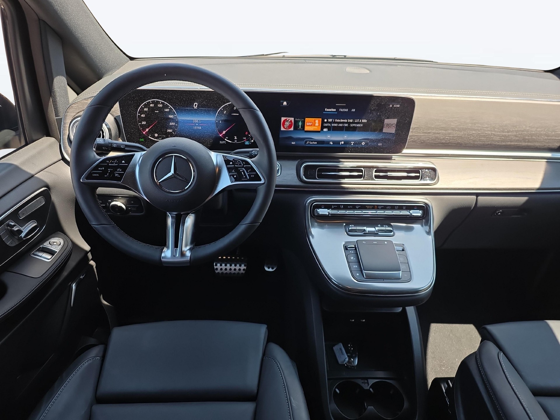 MERCEDES-BENZ V 300 d Exclusive lang Van-image-8