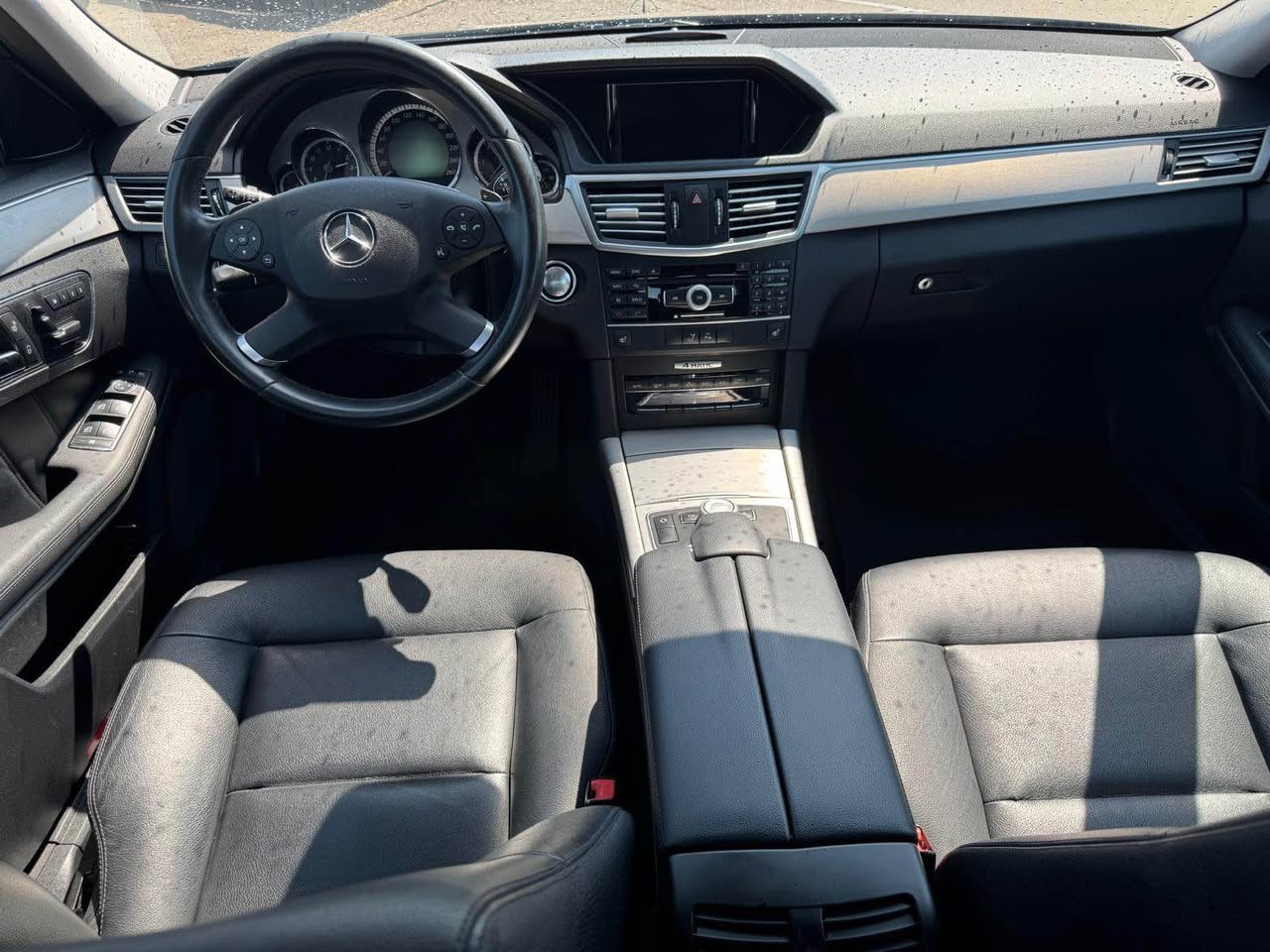 MERCEDES-BENZ E 350 CDI BlueEff. Avantgarde 4Matic 7G-Tronic-image-10