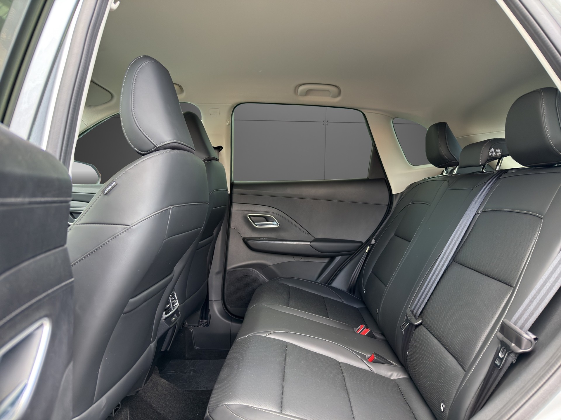 MG ZS 1.5 HEV Luxury-image-5