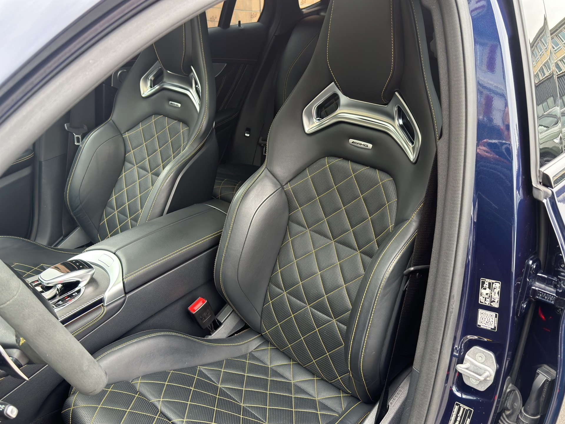 MERCEDES-BENZ GLC Coupé 63S AMG Edition 1 (CH) Performance Carbon INDIVIDUAL-image-15