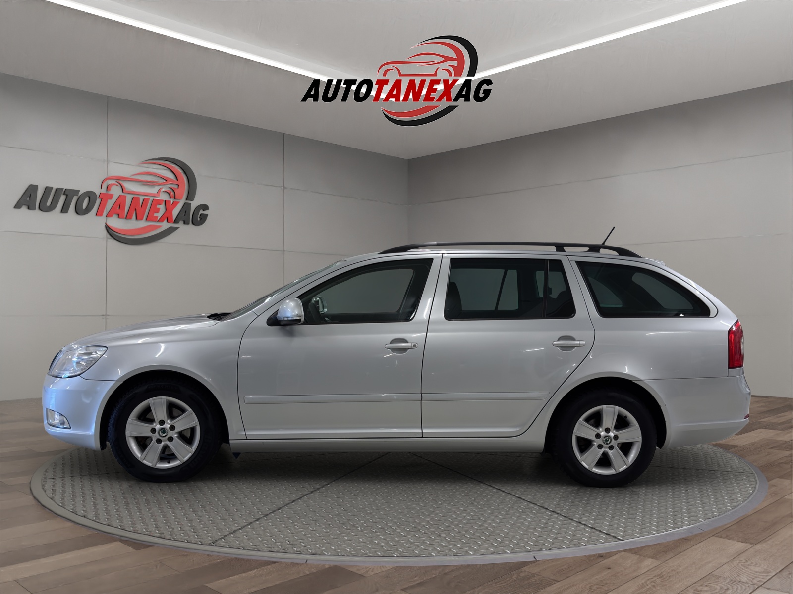 SKODA Octavia Combi 1.6 TDI Ambiente-showroom-element-1