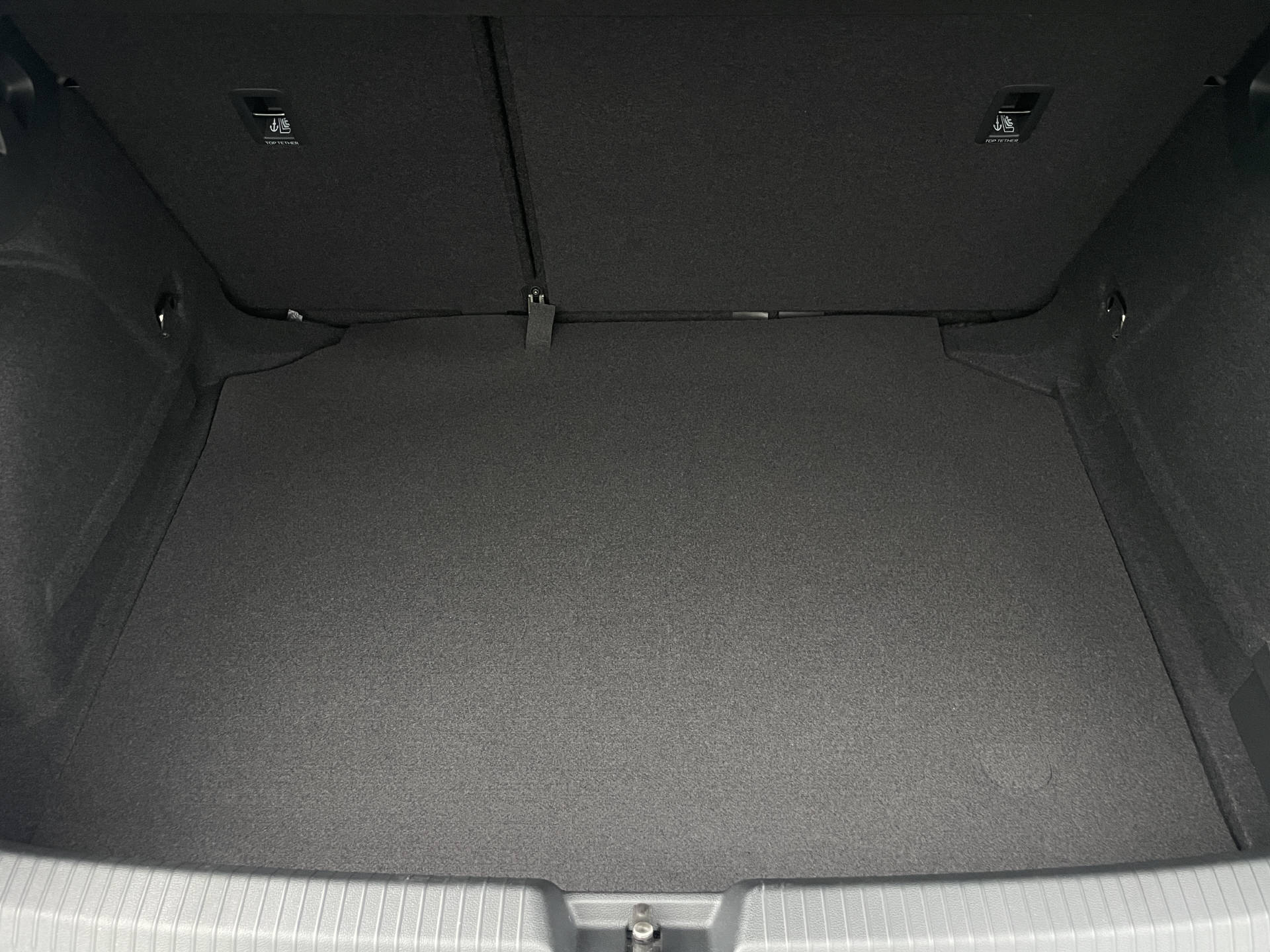 VW Golf VIII 1.5 eTSI Value DSG-image-18