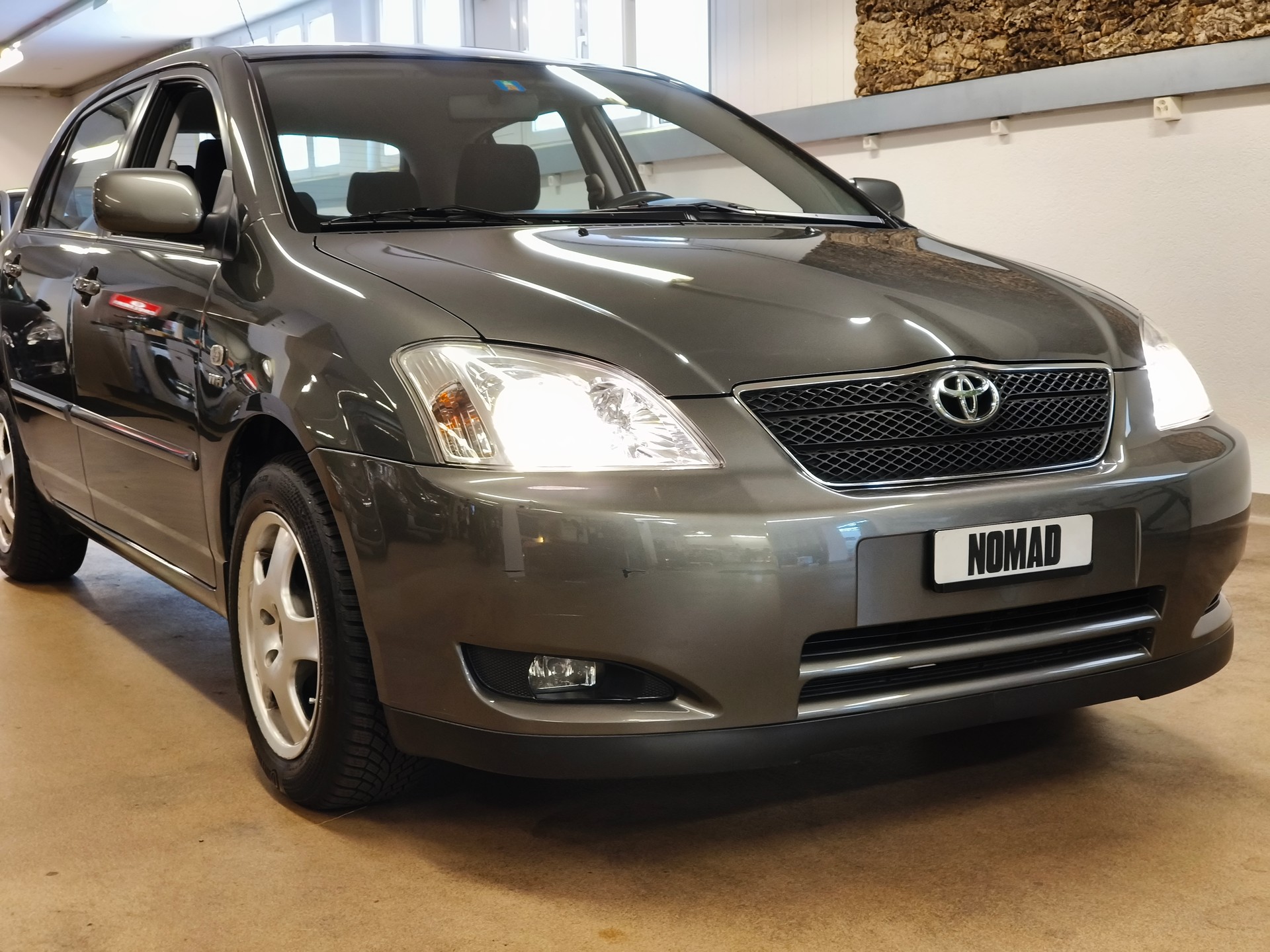 TOYOTA Corolla 1.6 Linea Sol-image-6