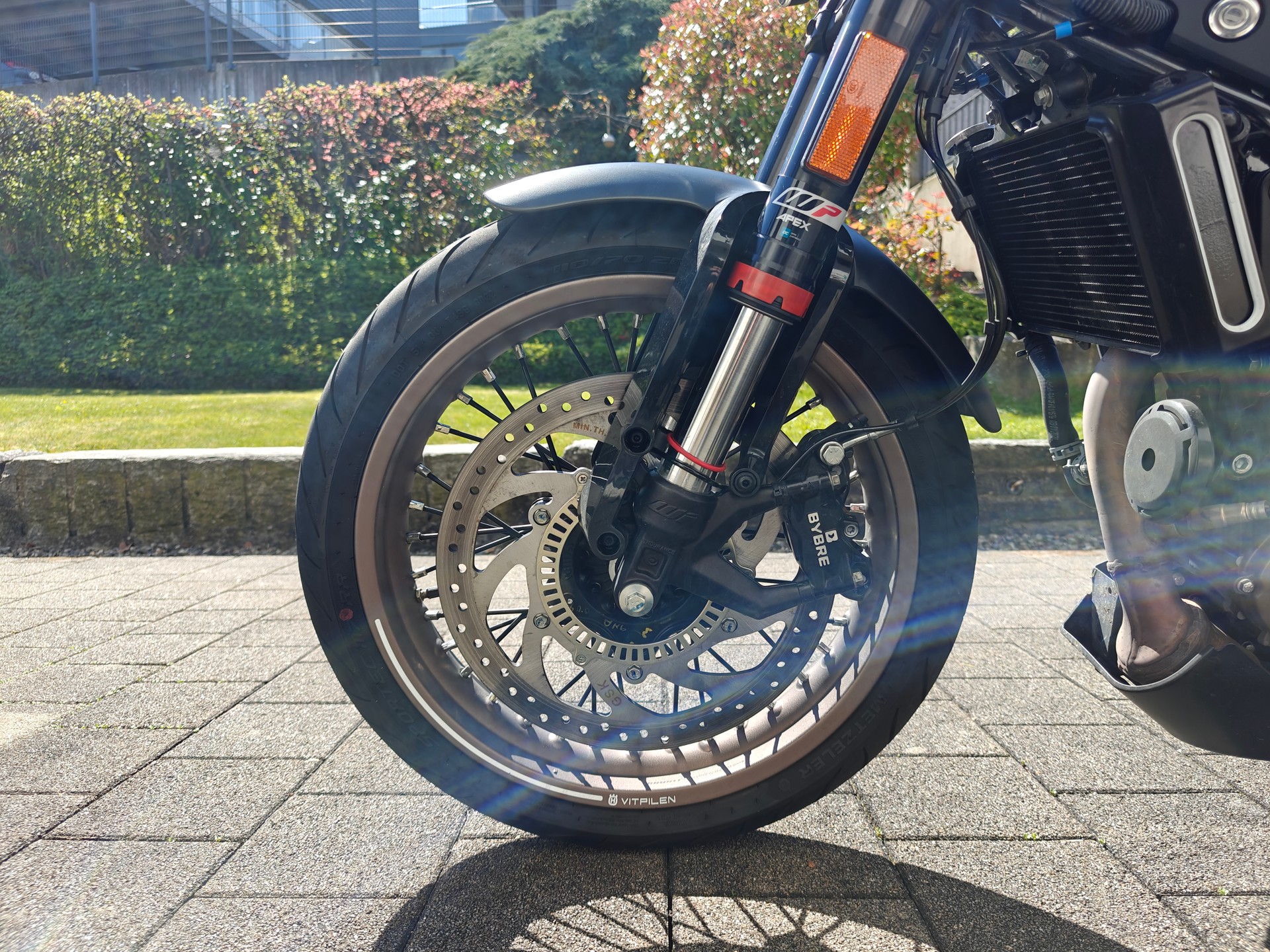 HUSQVARNA Vitpilen 401-image-5