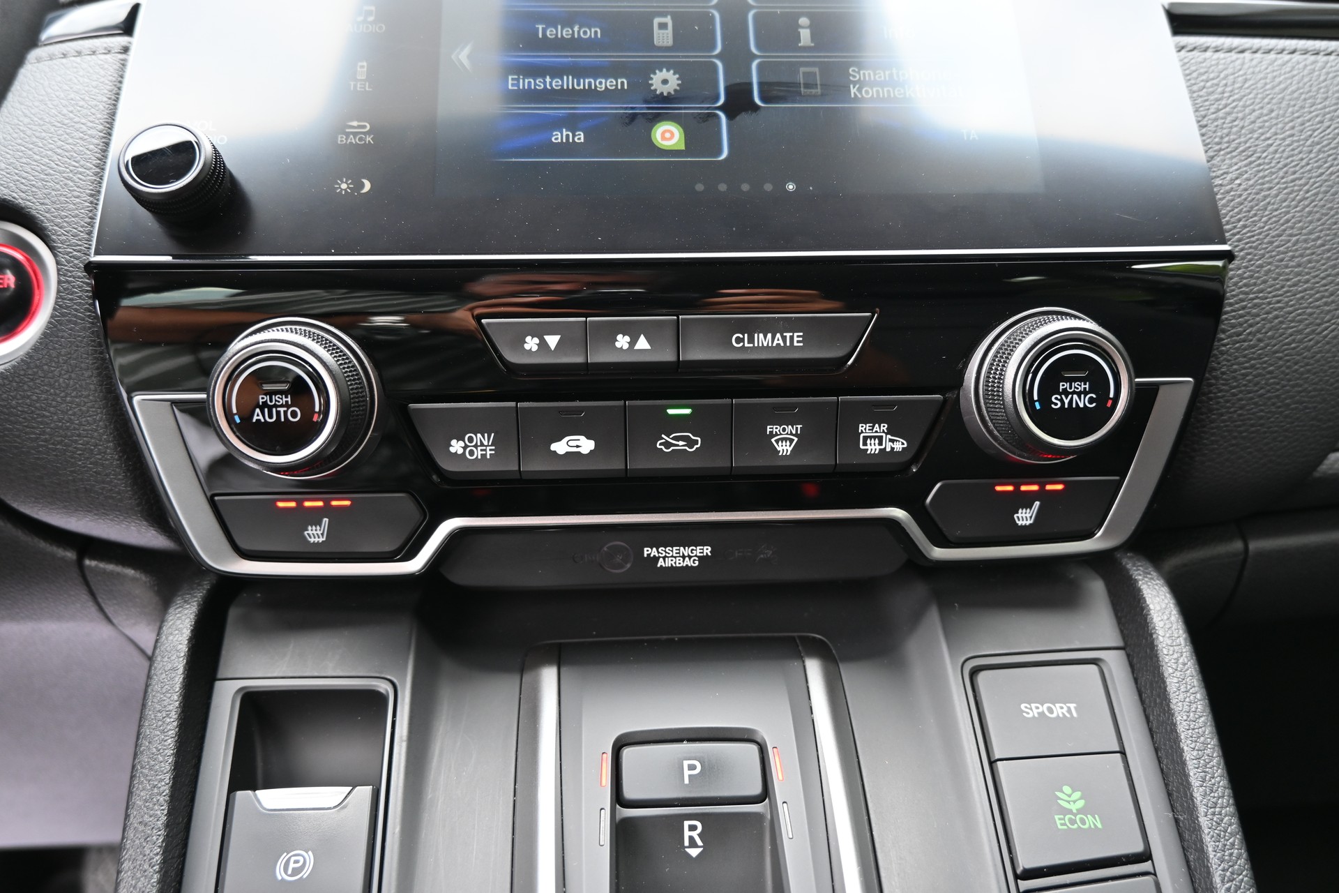 HONDA CR-V 2.0i MMD Hybrid Executive 4WD Automatic 4X4-image-18