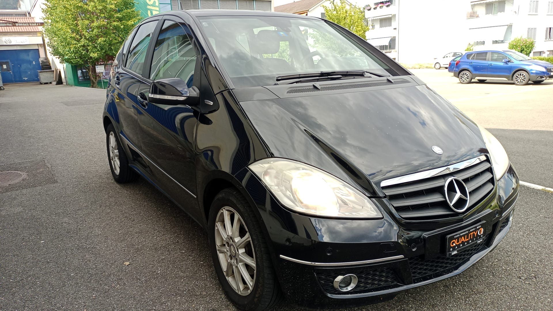 MERCEDES-BENZ A 180 (170) Avantgarde Autotronic
