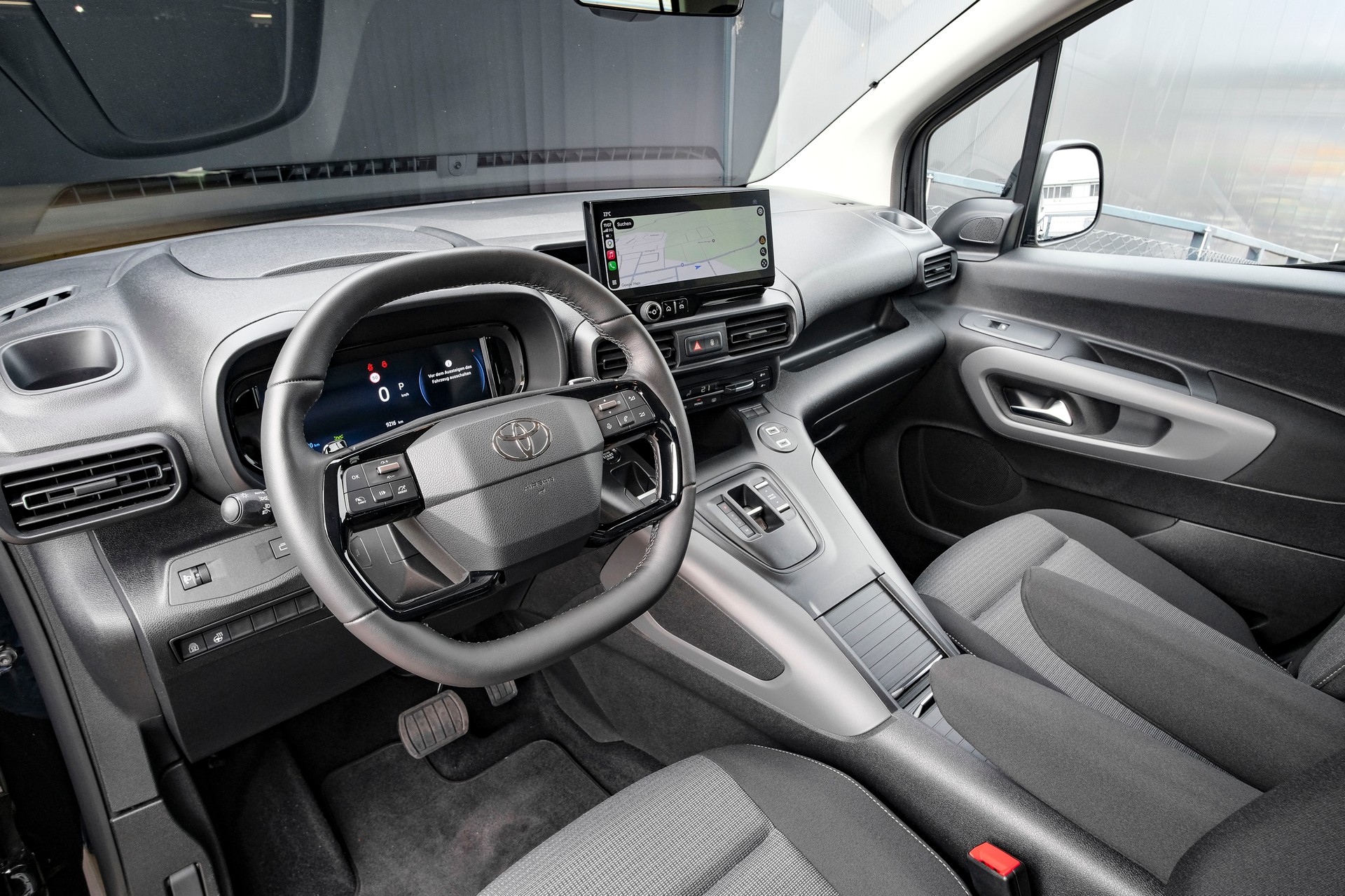 TOYOTA Proace City Verso 1.5 Trend L1 Medium Automatik-image-12