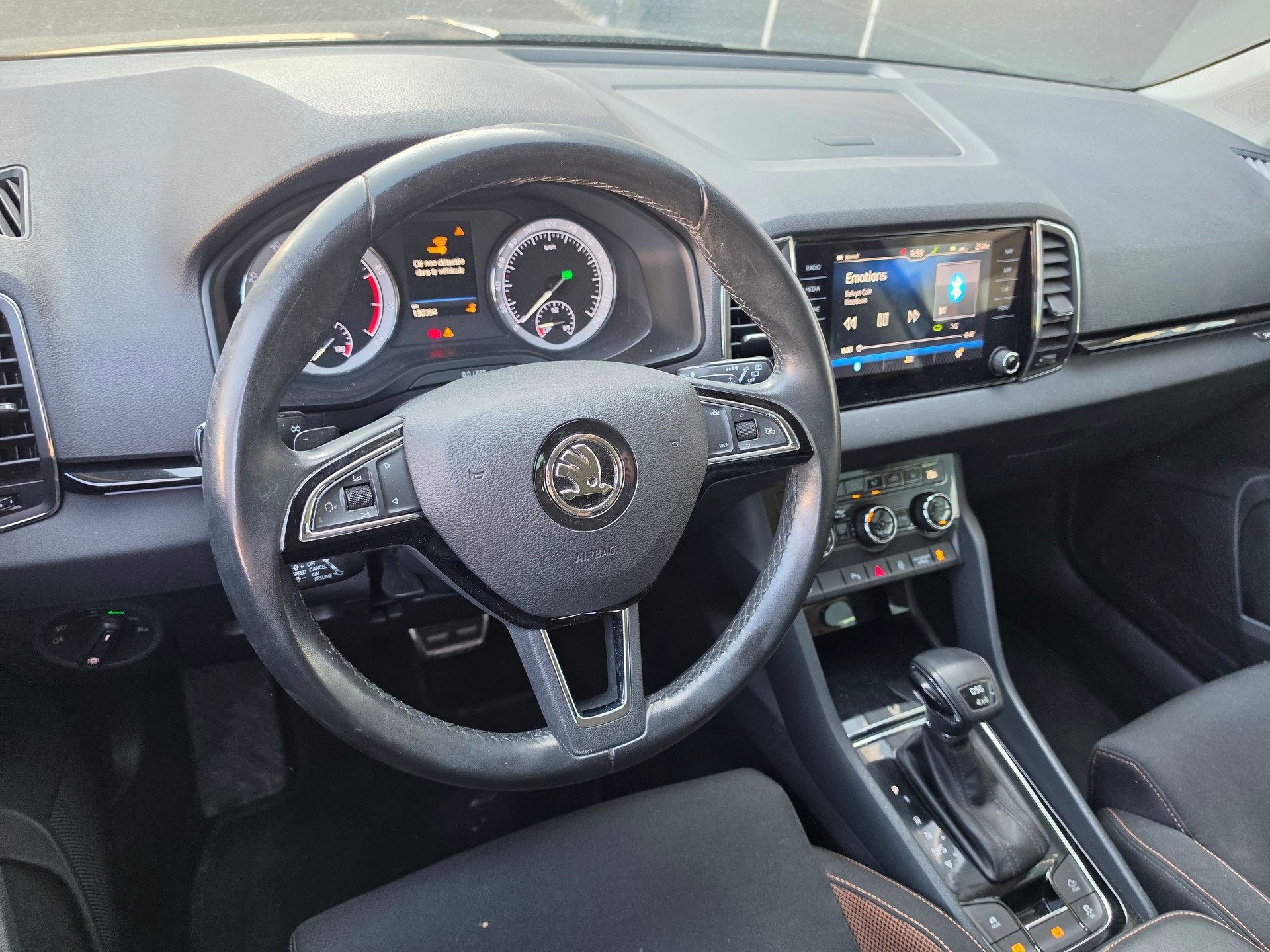 SKODA Karoq 1.5 TSI ACT Scout 4x4 DSG-image-7
