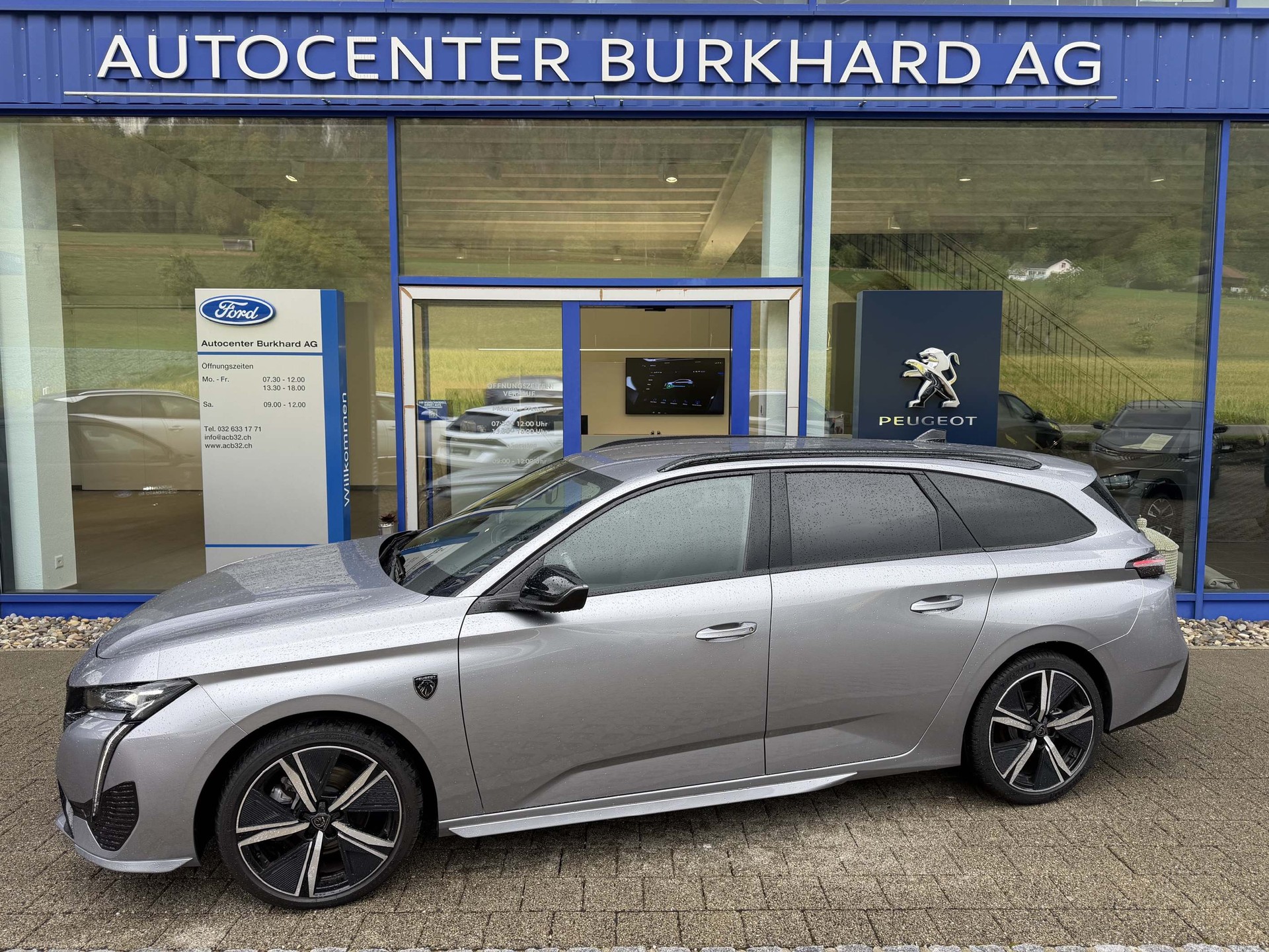 PEUGEOT 308 SW 1.2 Hybrid GT *5 Jahre Werksgarantie*