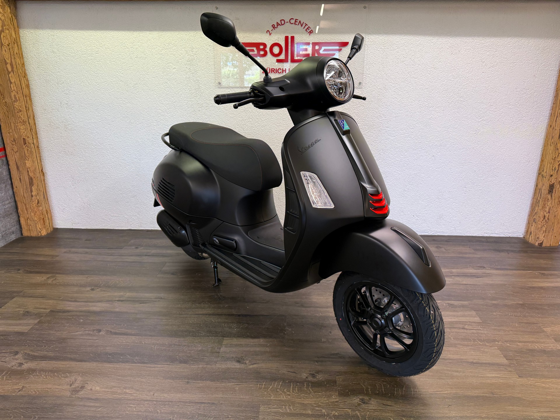 PIAGGIO Vespa GTS 125 Super Sport RST Euro 5+-image-4