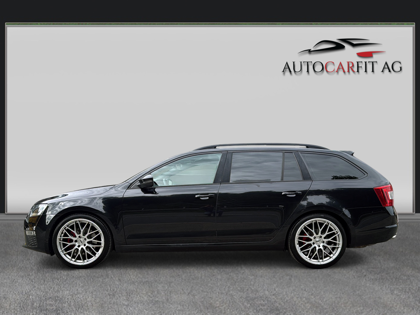 SKODA Octavia Combi 2.0 TDI RS 4x4 DSG-showroom-element-2