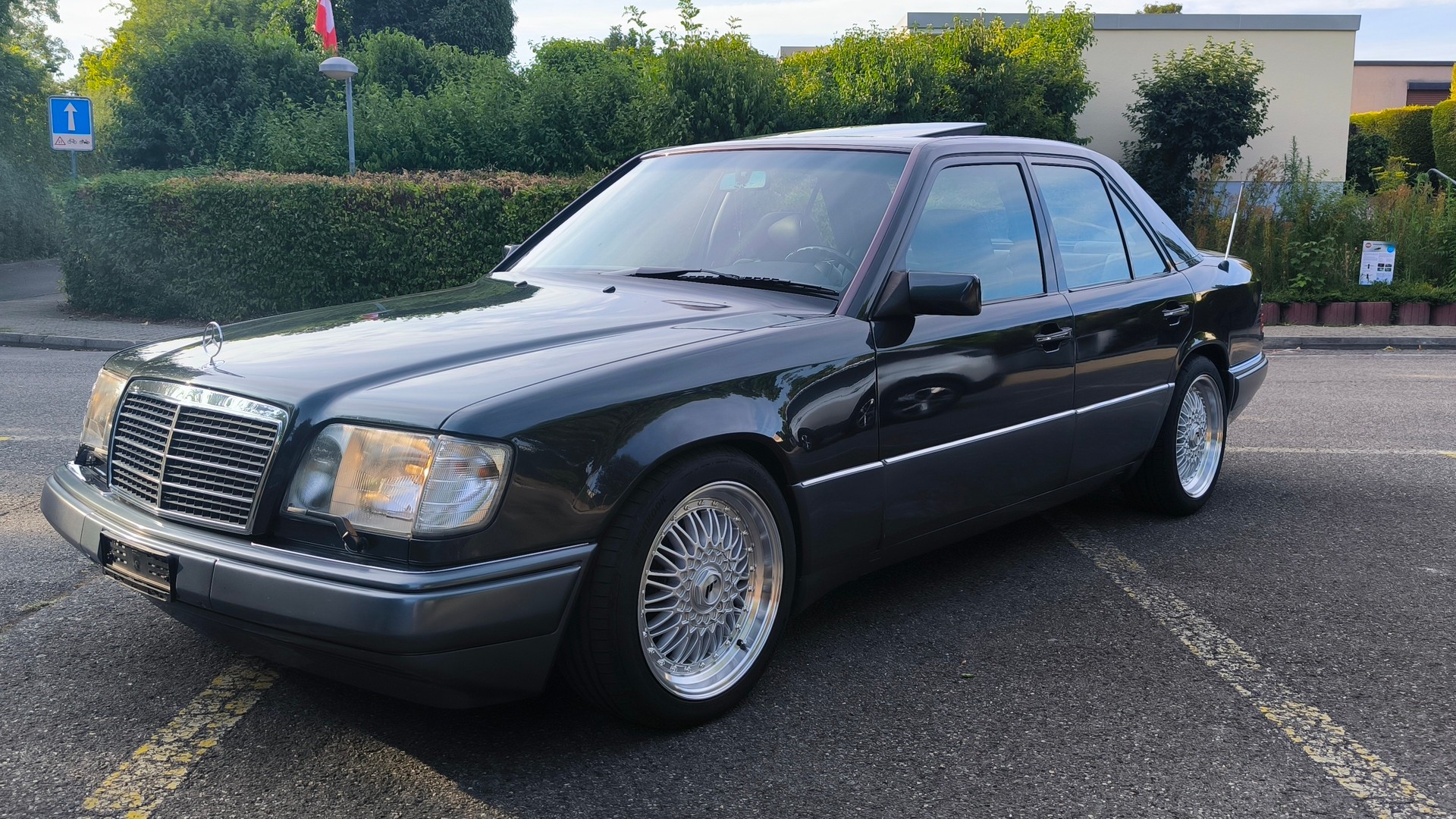 MERCEDES-BENZ Mercedes-Benz W124 E280 Mopf 2