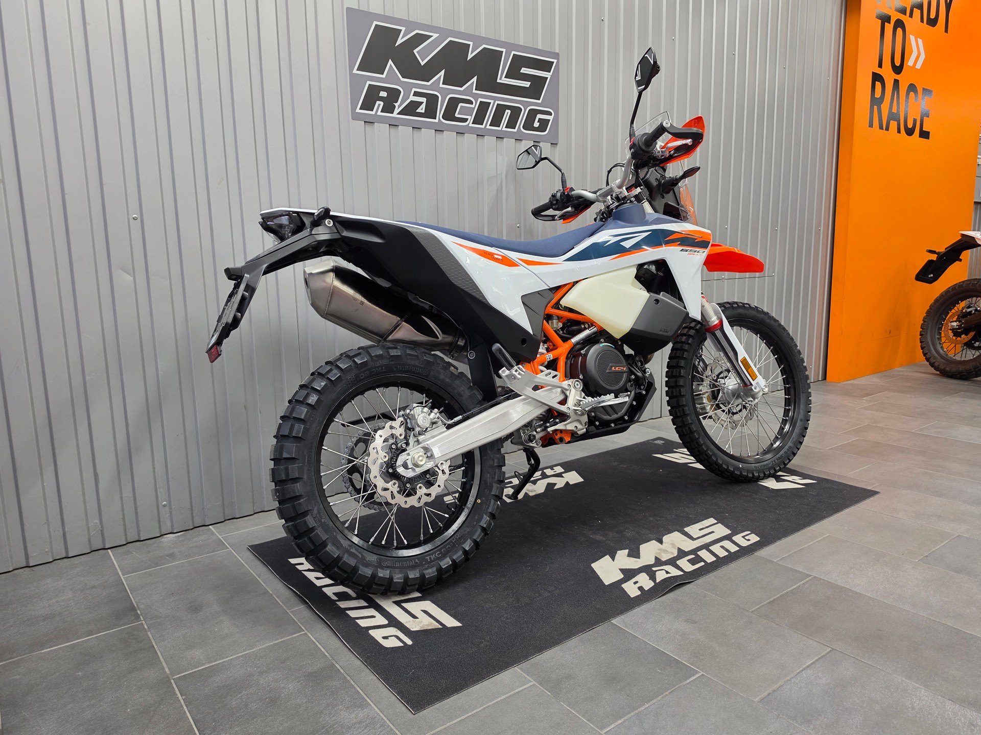 KTM 690 Rally-image-2
