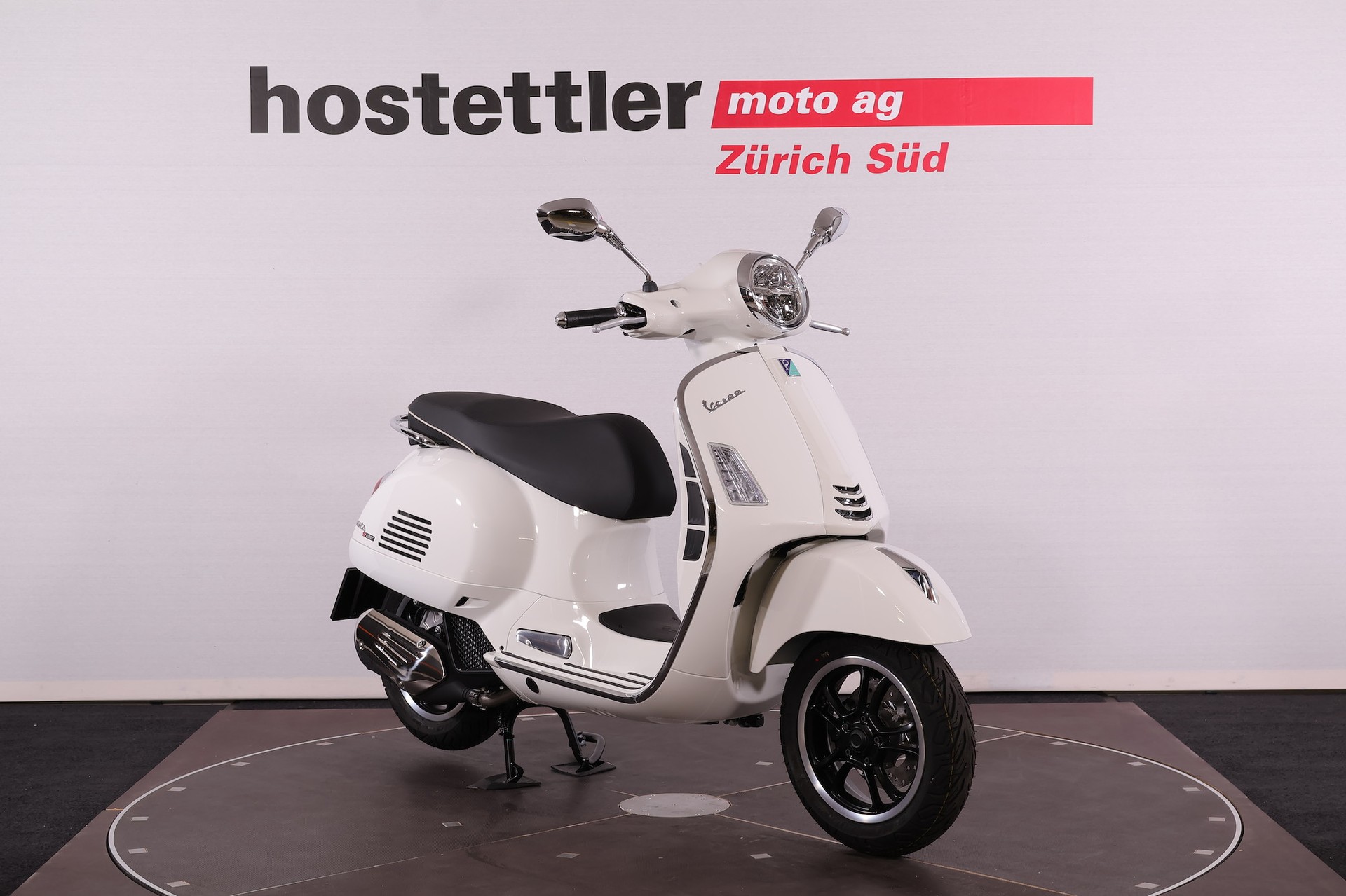 PIAGGIO Vespa 125 GTS Super-image-5