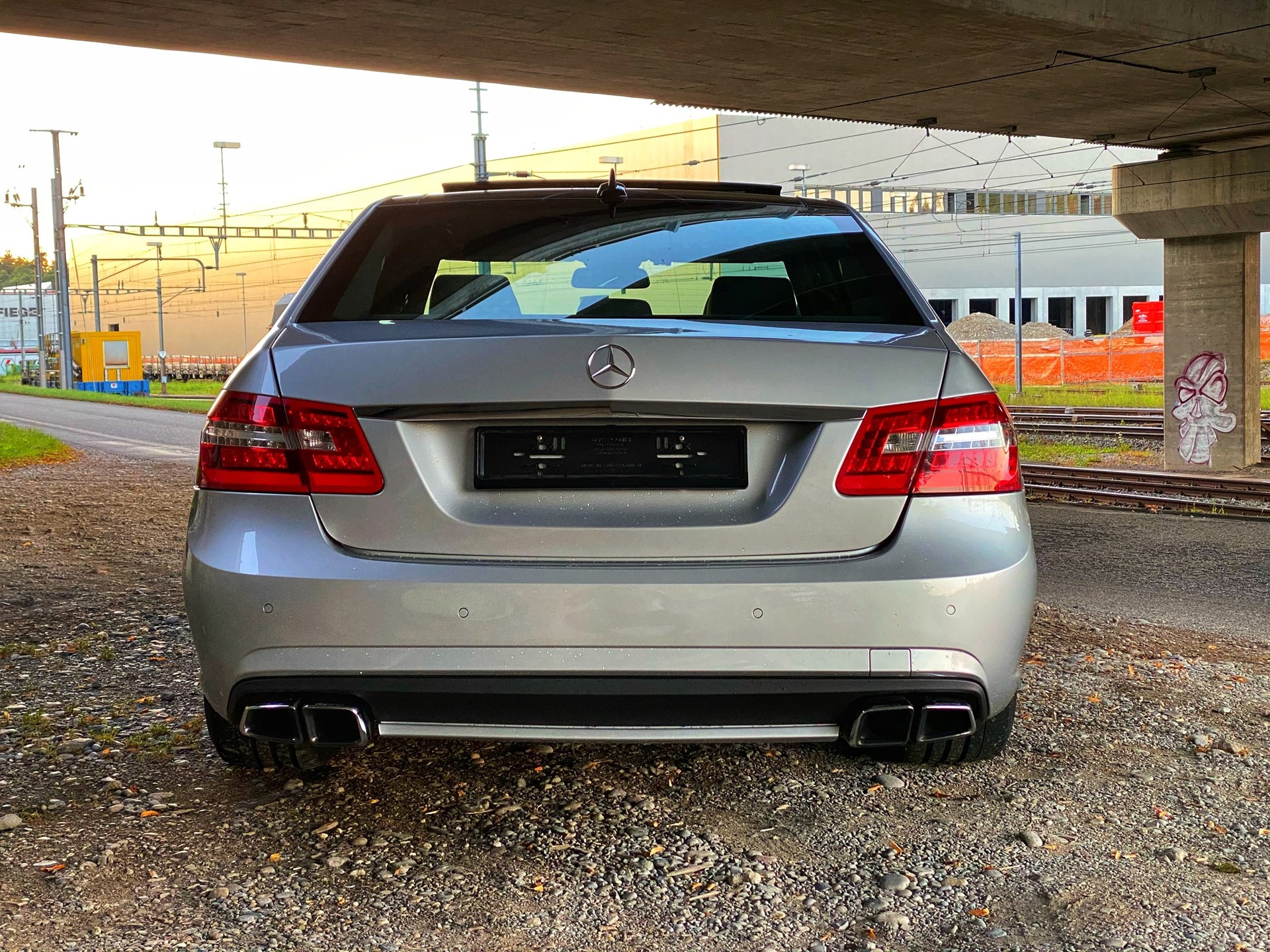 MERCEDES-BENZ E 63 CGI AMG 7G-Tronic-image-3