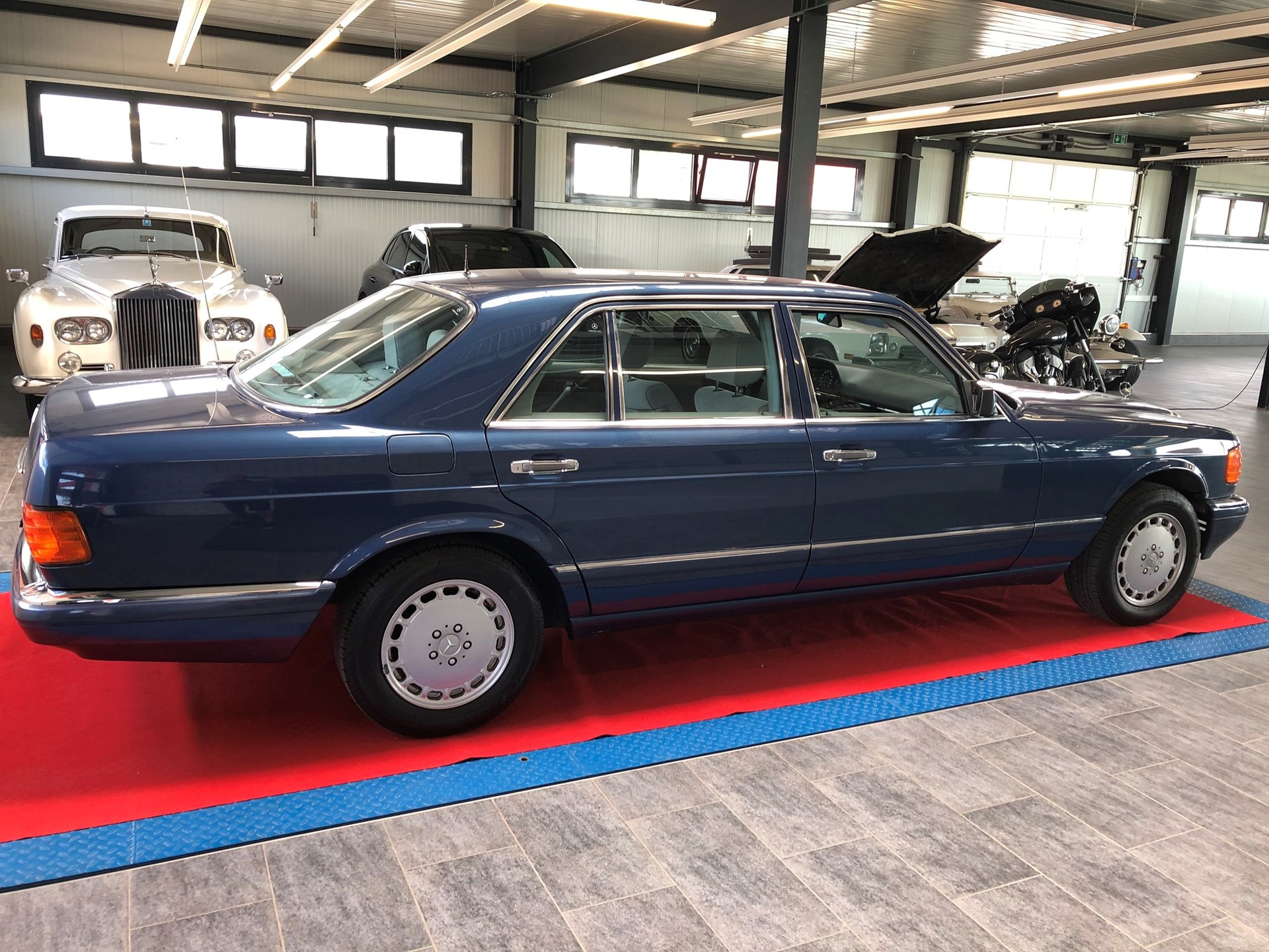 MERCEDES-BENZ 420 SEL-image-10
