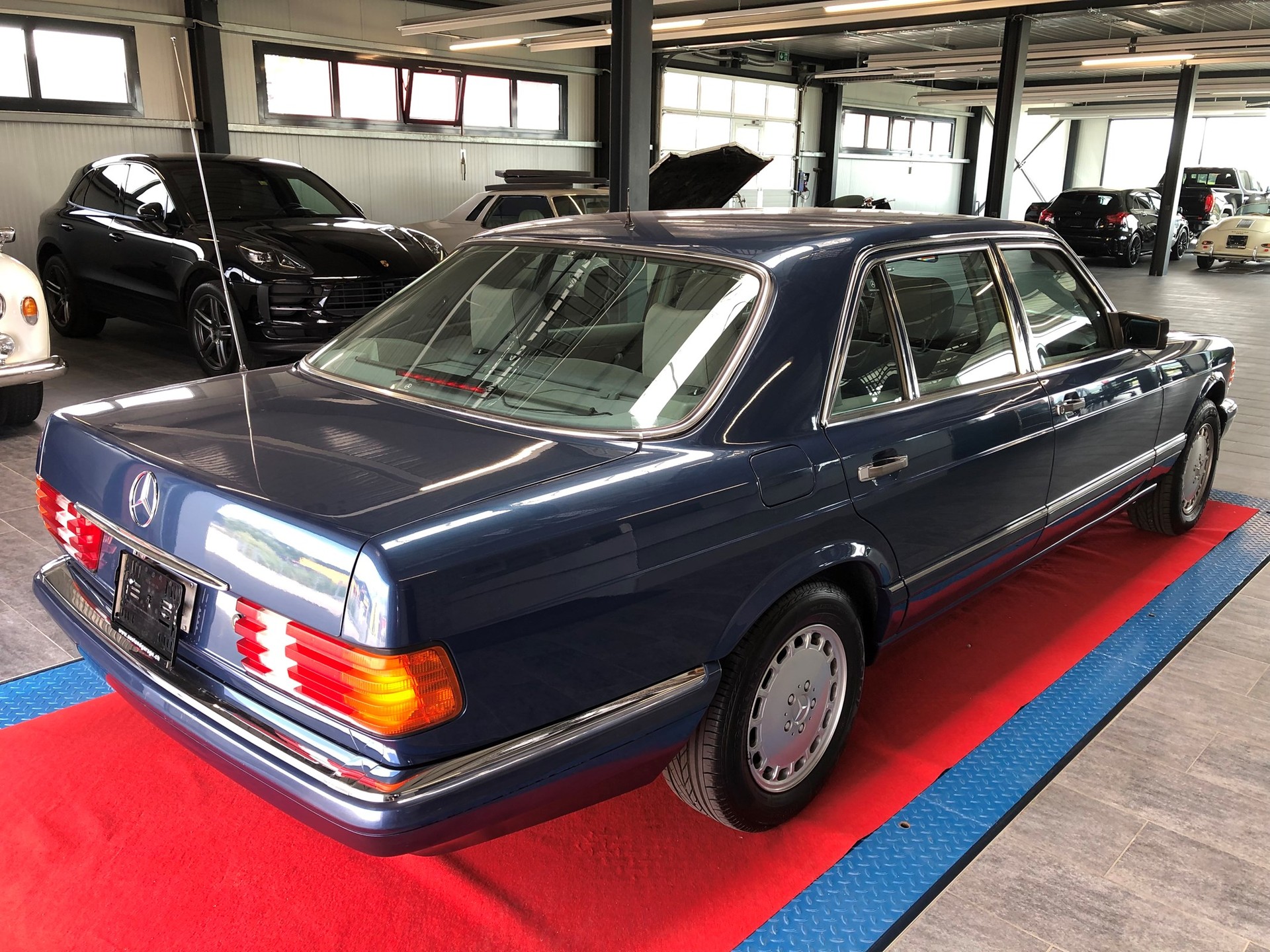 MERCEDES-BENZ 420 SEL-image-9