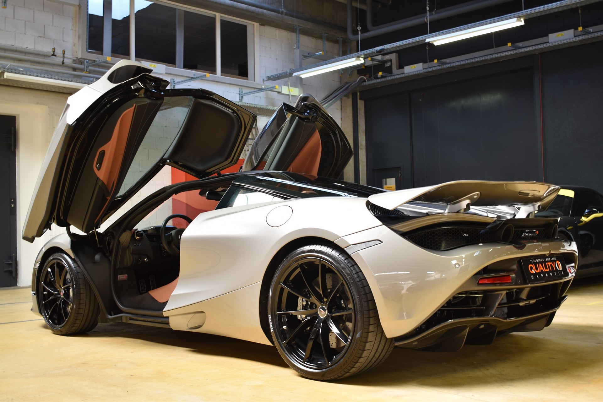 McLAREN 720S Coupé Luxury 4.0 V8 SSG-image-9